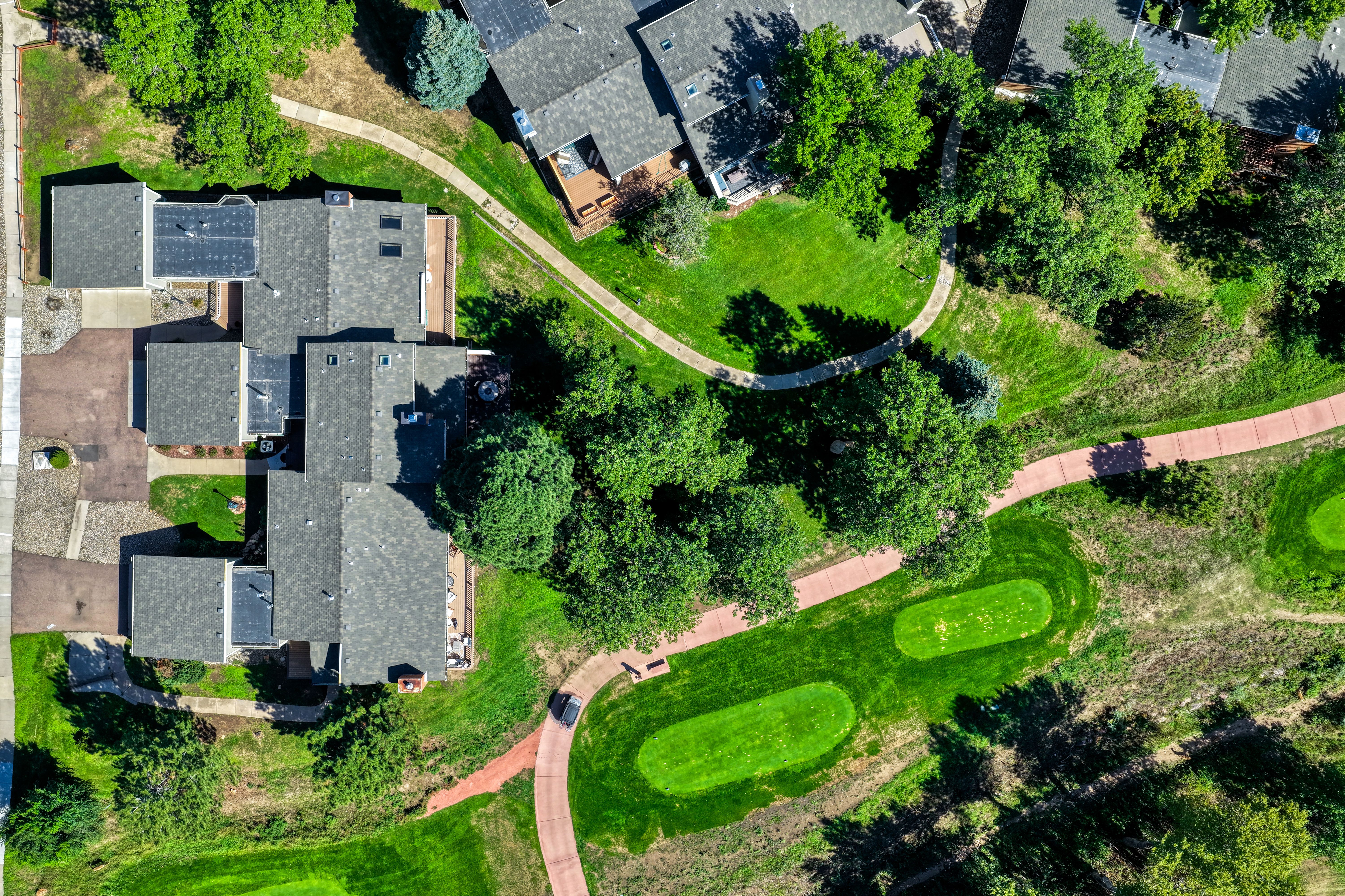  Overlooking the Golf Course with Mountain Views - 物件實景