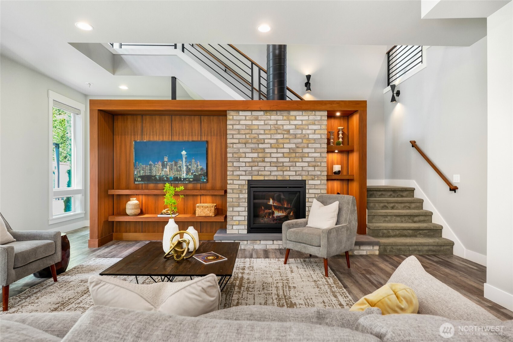 Bothell, Washington, 98021, United States, 5 Bedrooms Bedrooms, ,3 BathroomsBathrooms,Residential,For Sale,1949768