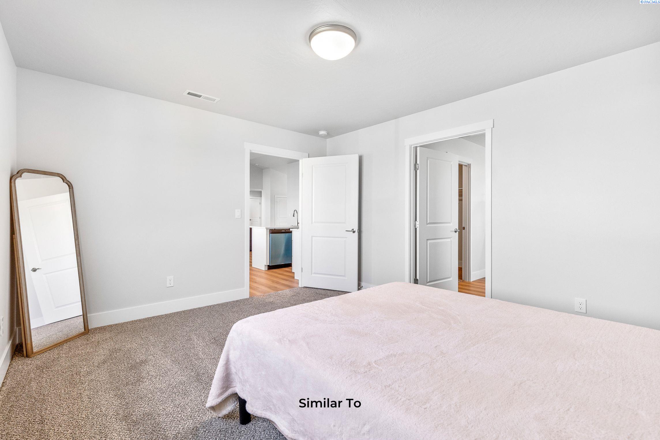 Kennewick, Washington, 99338, United States, 4 Bedrooms Bedrooms, ,1 BathroomBathrooms,Residential,For Sale,1959193