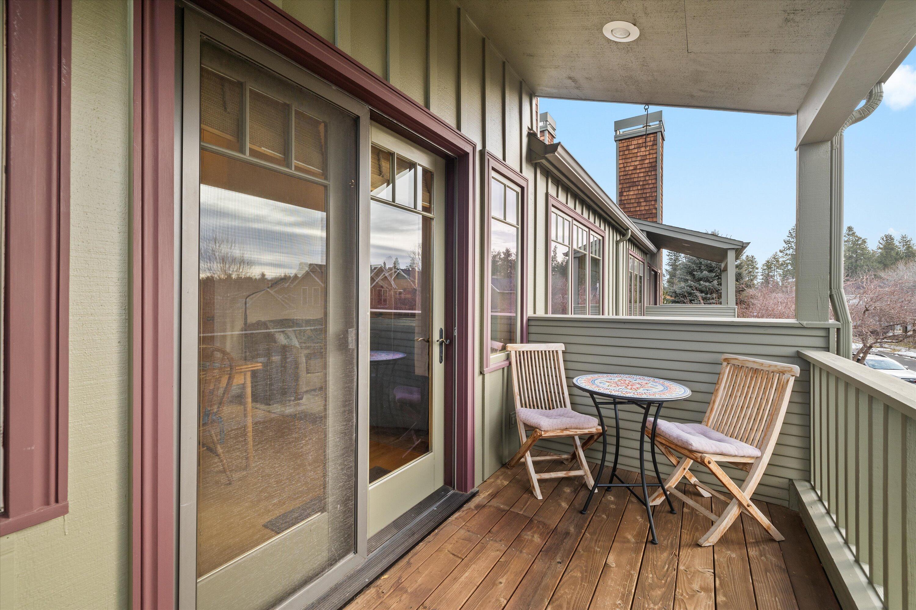 Sisters, Oregon, 97759, United States, 2 Bedrooms Bedrooms, ,2 BathroomsBathrooms,Residential,For Sale,1850003