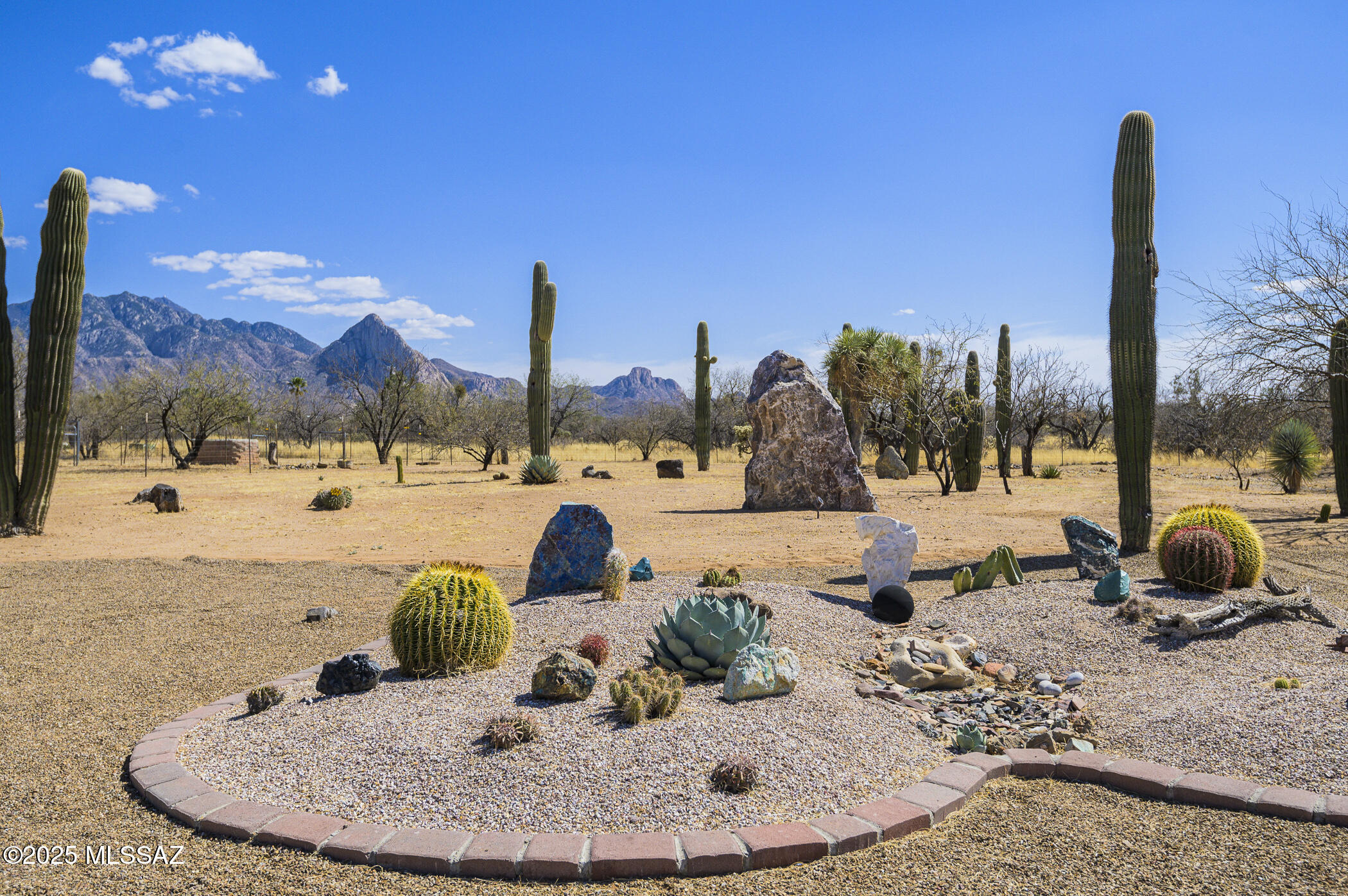 Amado, Arizona, 85645, United States, 5 Bedrooms Bedrooms, ,4 BathroomsBathrooms,Residential,For Sale,1752997