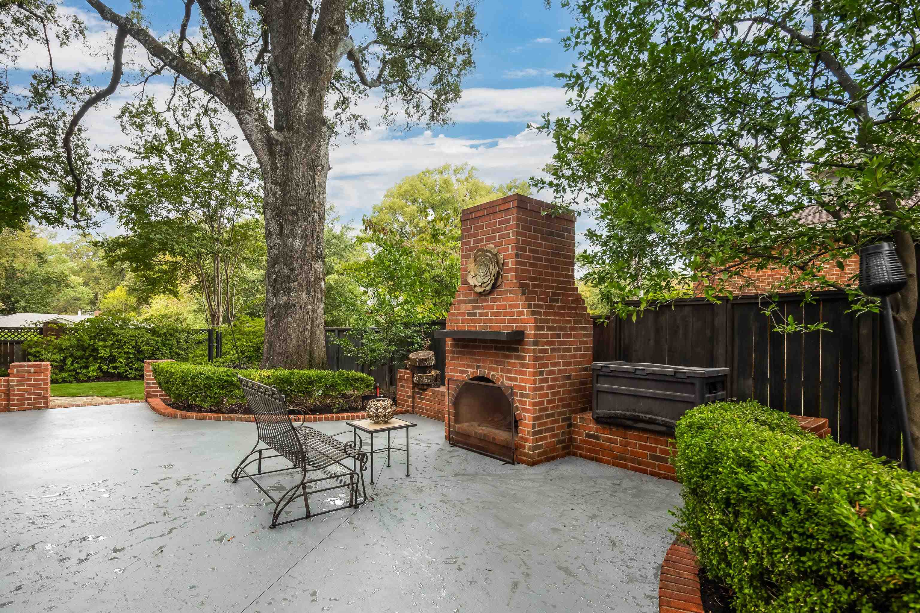 Memphis, Tennessee, 38117, United States, 4 Bedrooms Bedrooms, ,3 BathroomsBathrooms,Residential,For Sale,1972441