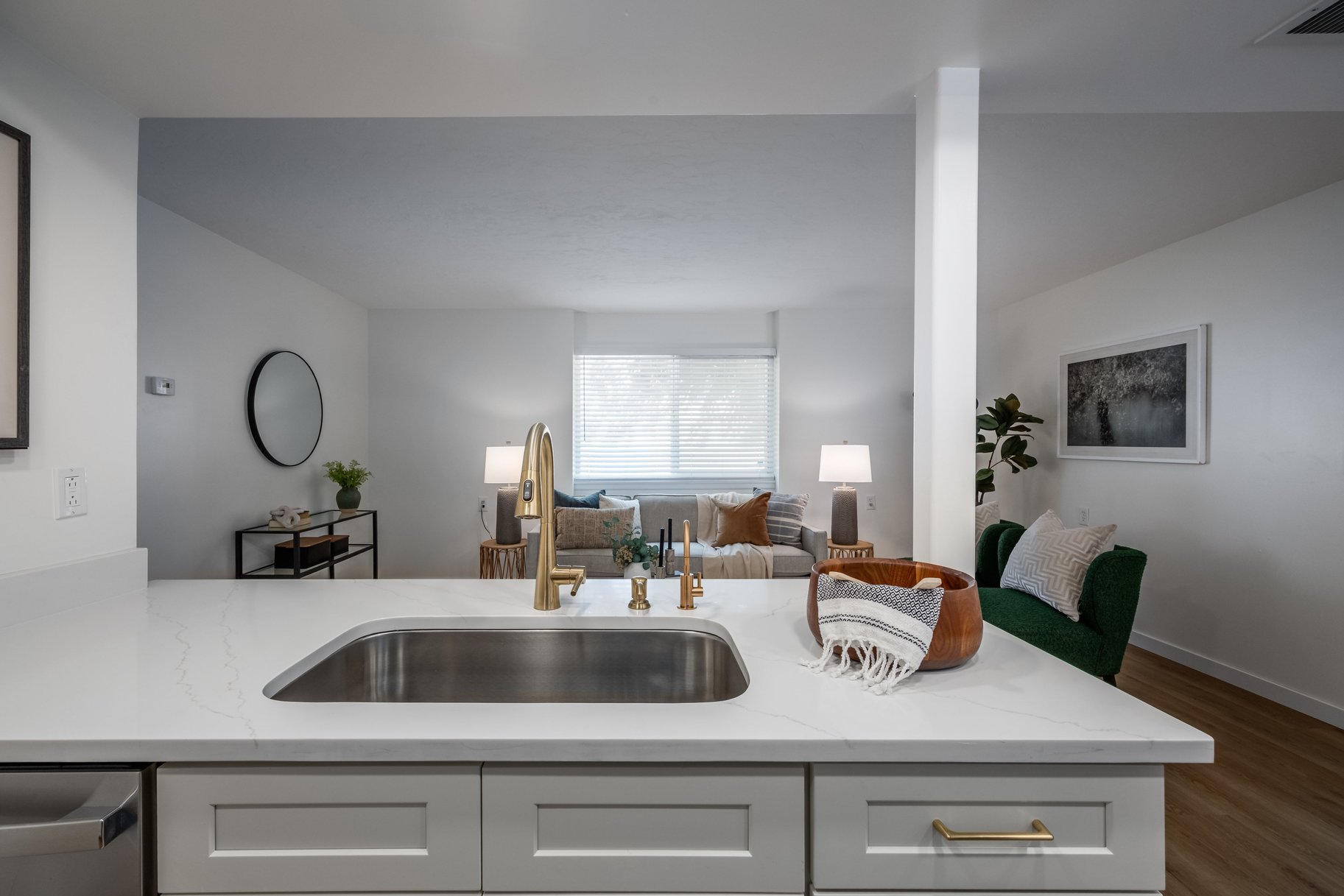  Remodeled Condo in Millcreek - 物件實景