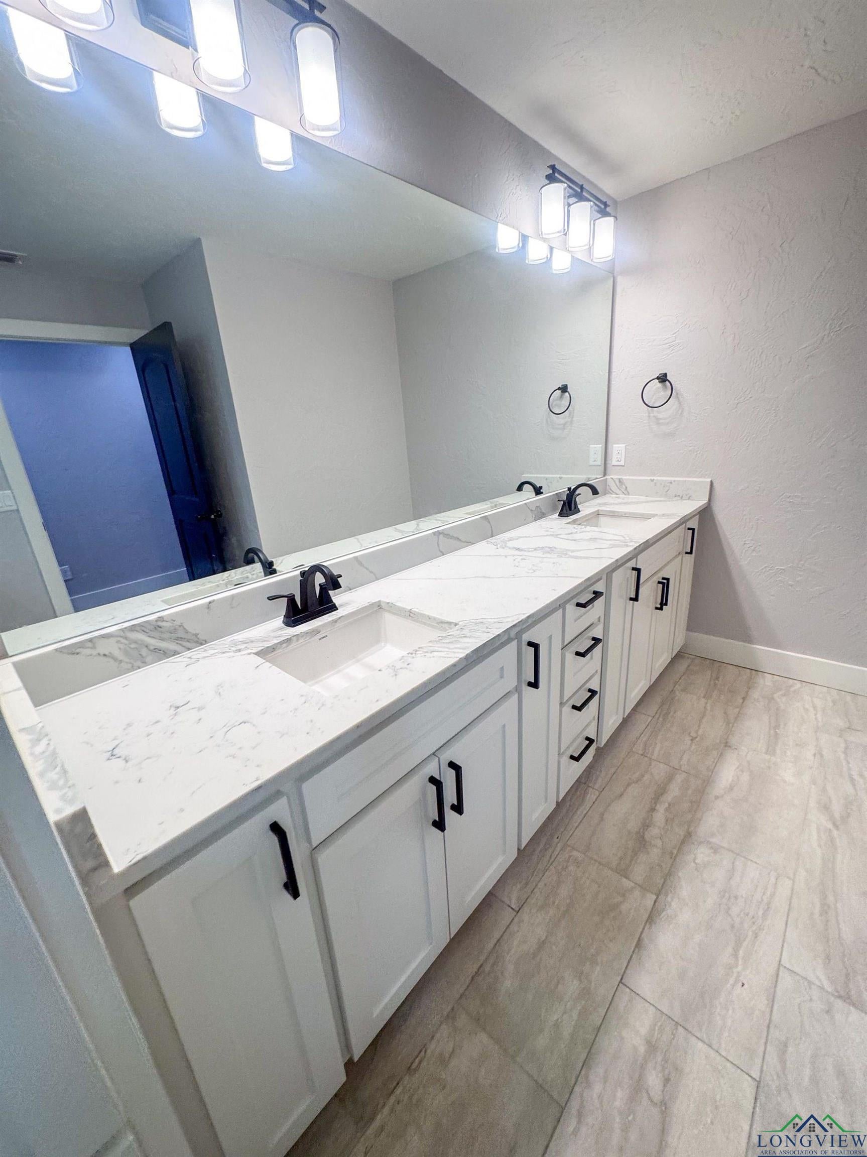 Pittsburg, Texas, 75686, United States, 3 Bedrooms Bedrooms, ,2 BathroomsBathrooms,Residential,For Sale,1979054