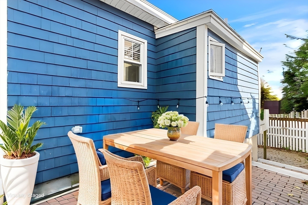 Nahant, Massachusetts, 01908, United States, 1 Bedroom Bedrooms, ,1 BathroomBathrooms,Residential,For Sale,1963982