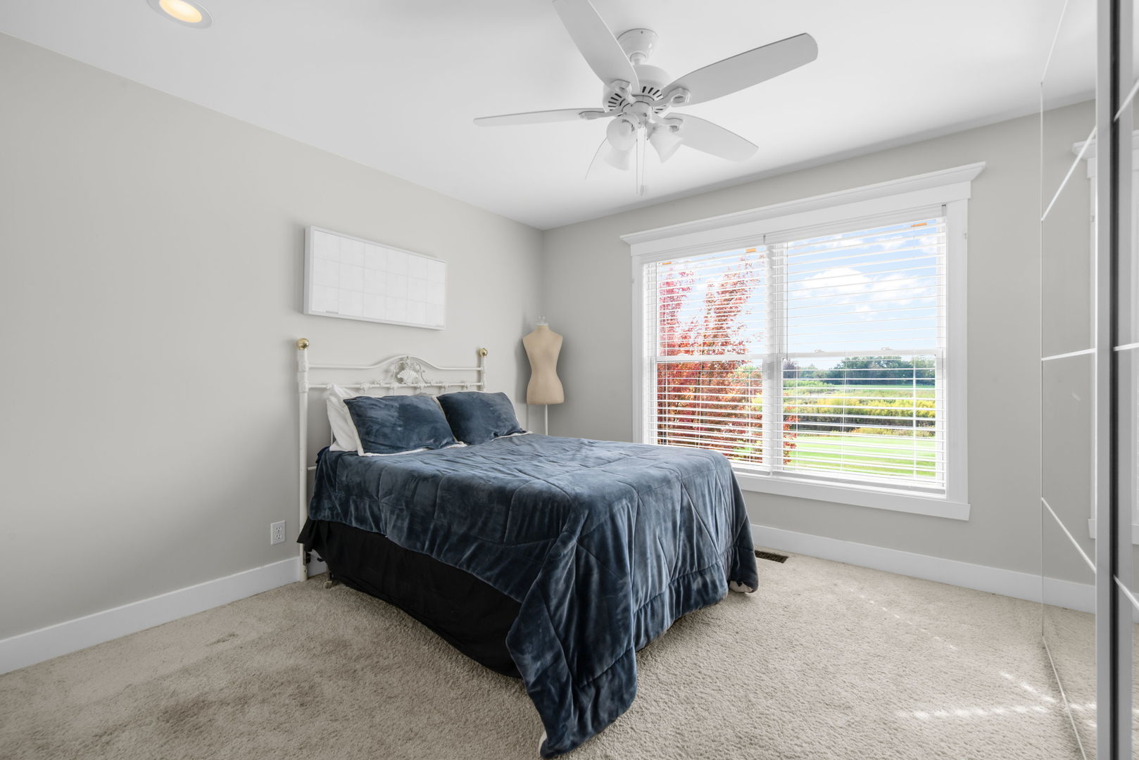 Geneva, Illinois, 60134, United States, 4 Bedrooms Bedrooms, ,4 BathroomsBathrooms,Residential,For Sale,1965070