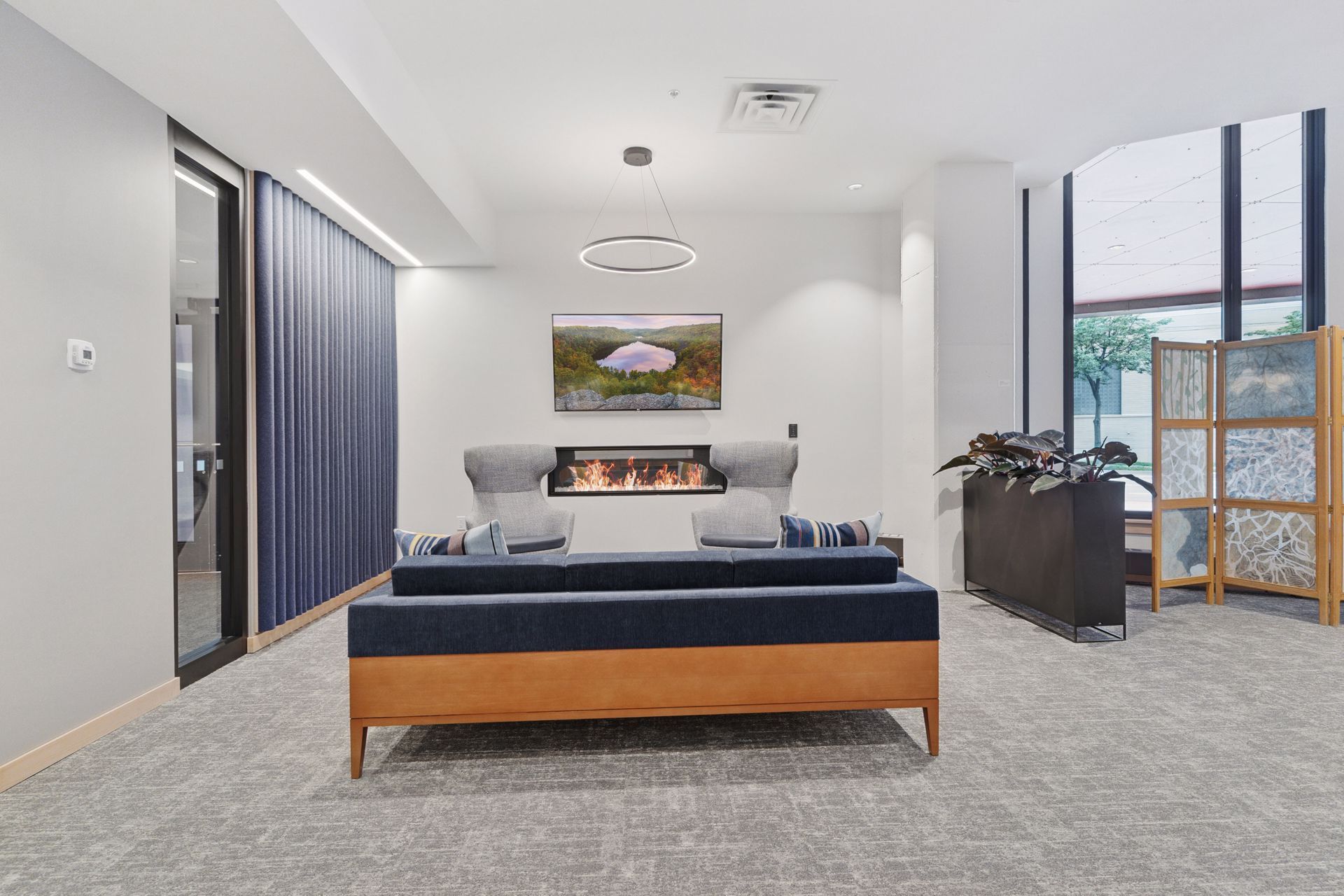  Sophisticated Legacy Condo with Sweeping River Views - 物件實景