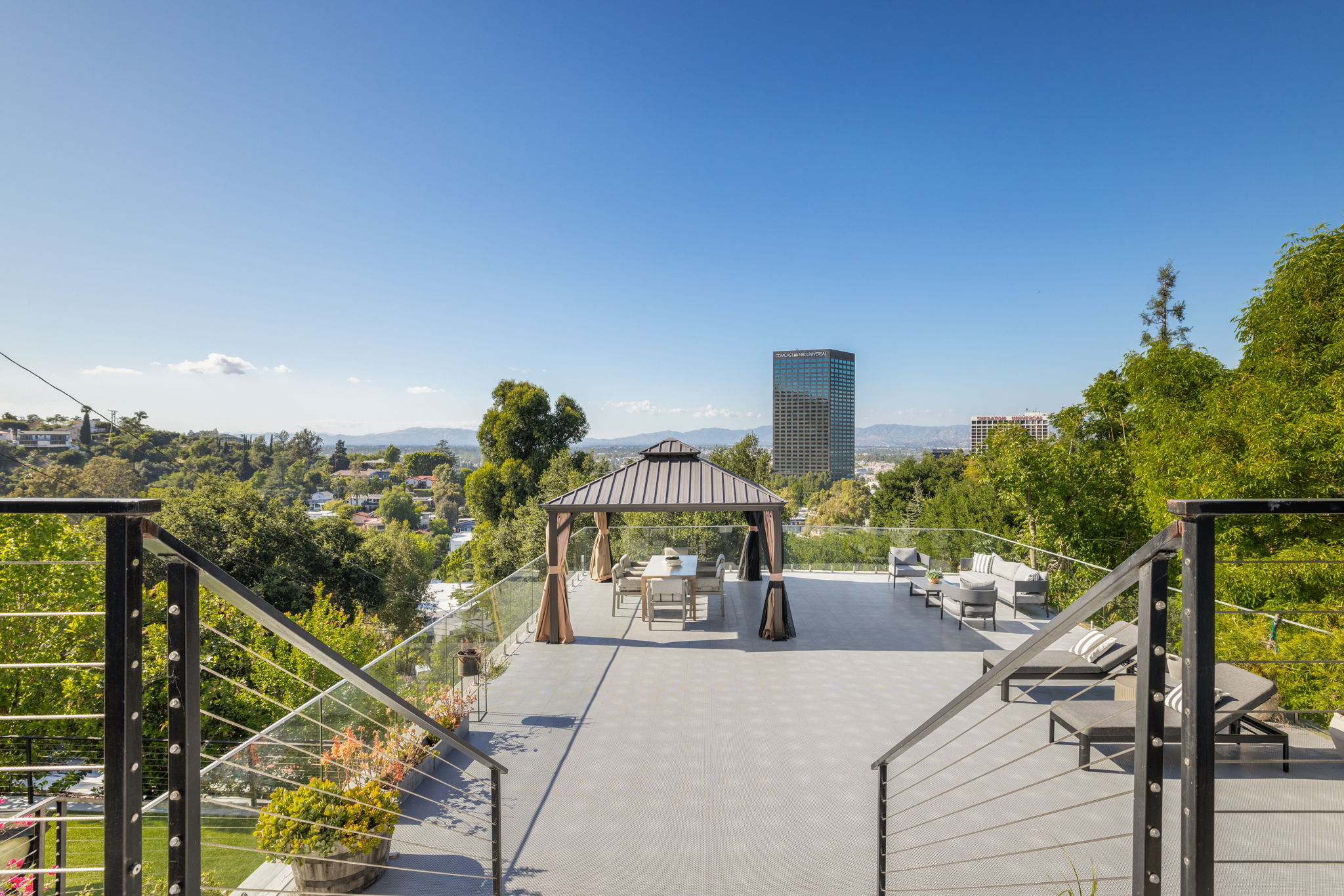  3701 Multiview Dr - 物件實景