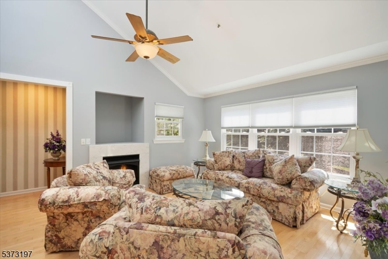 Clifton, New Jersey, 07012, United States, 3 Bedrooms Bedrooms, ,3 BathroomsBathrooms,Residential,For Sale,1937751