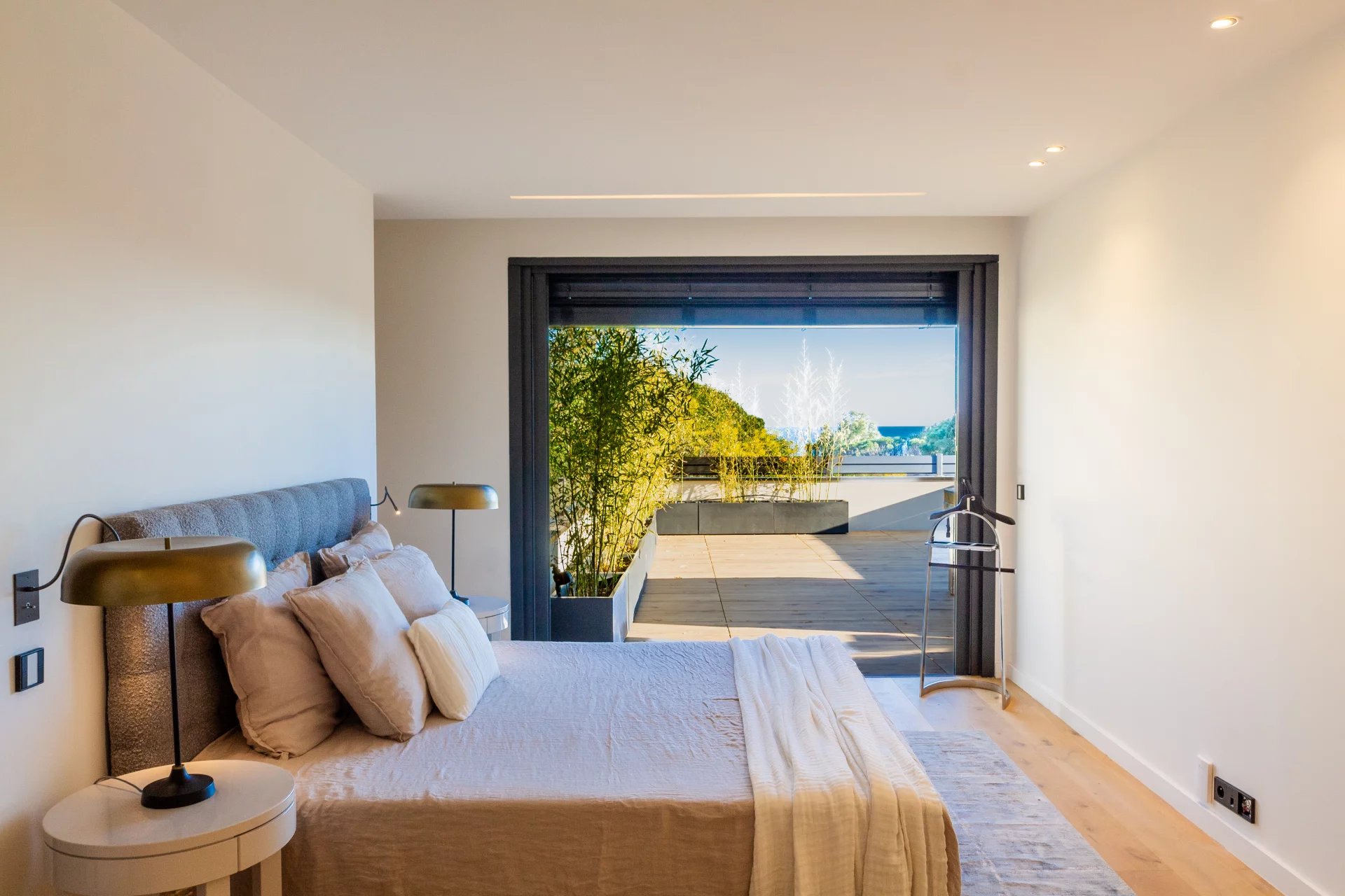 Sainte-Maxime, Provence-Alpes-Côte d’Azur, 83120, FR, 4 Bedrooms Bedrooms, ,4 BathroomsBathrooms,Residential,For Sale,1472761