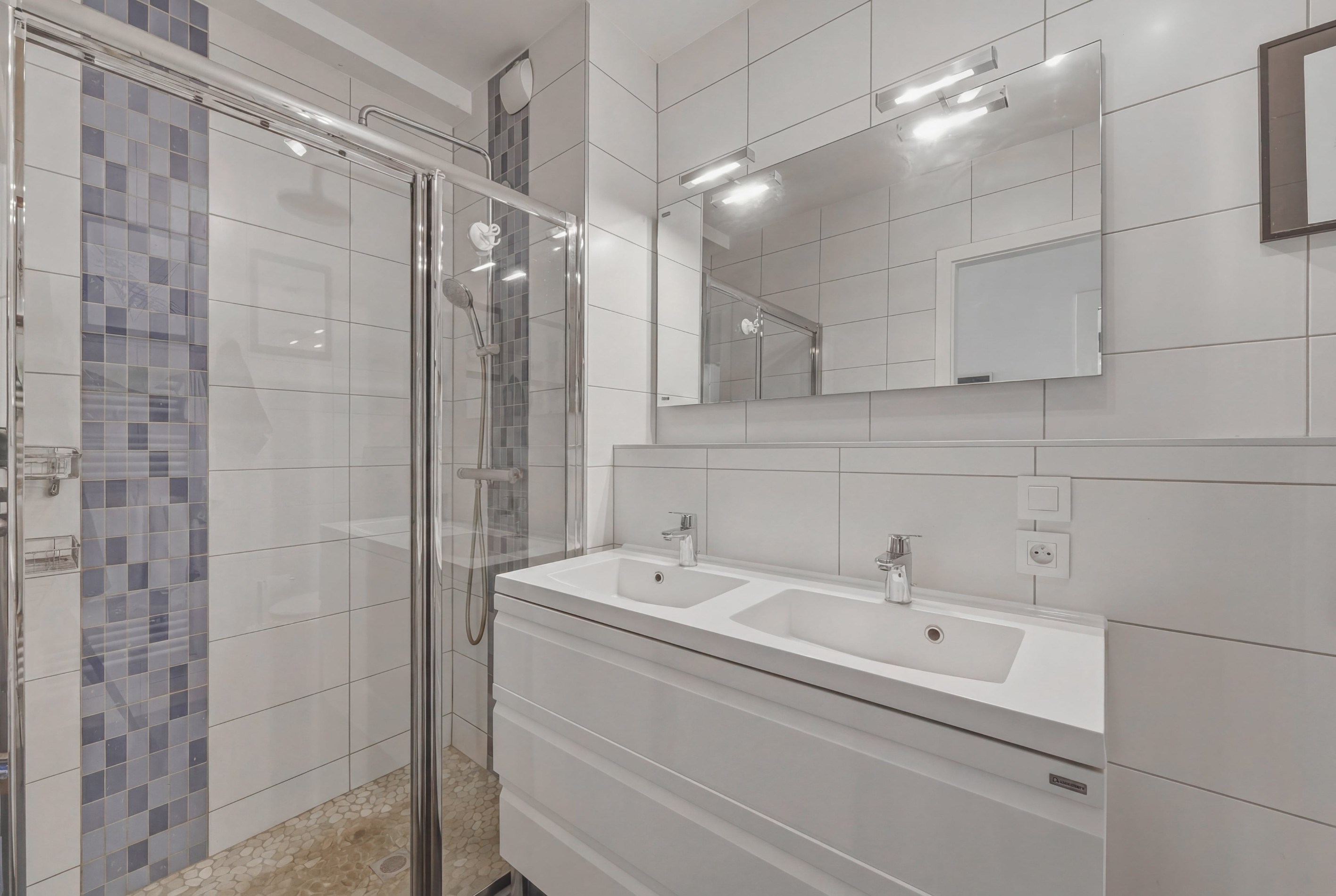  Rare Property in Évian-les-Bains – Elegant 113 sq.m Elevated Garden-Level Apart… - 物件實景