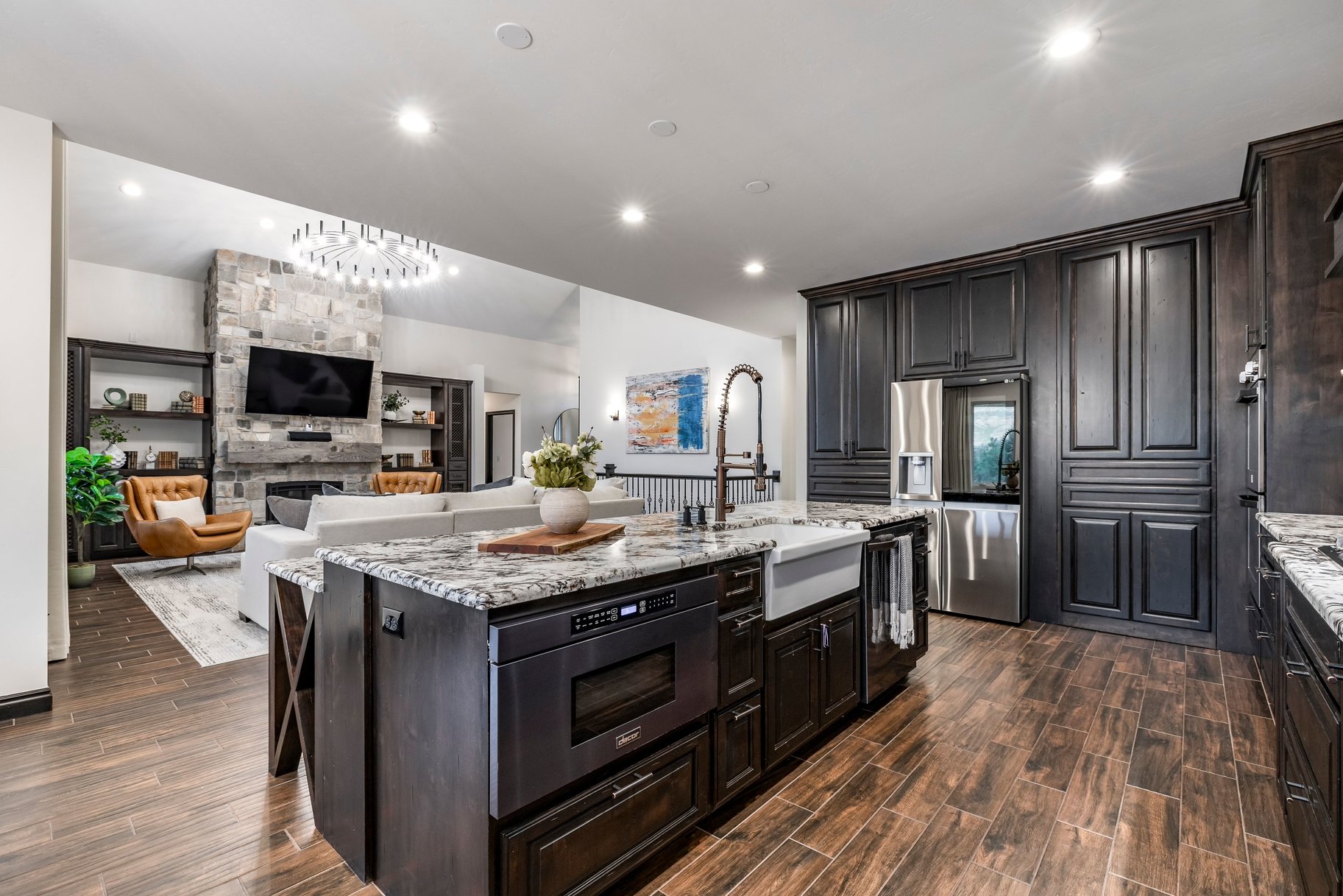 Unparalleled Value in River Meadows Ranch with Heated 3-Car & RV Garage - 物件實景