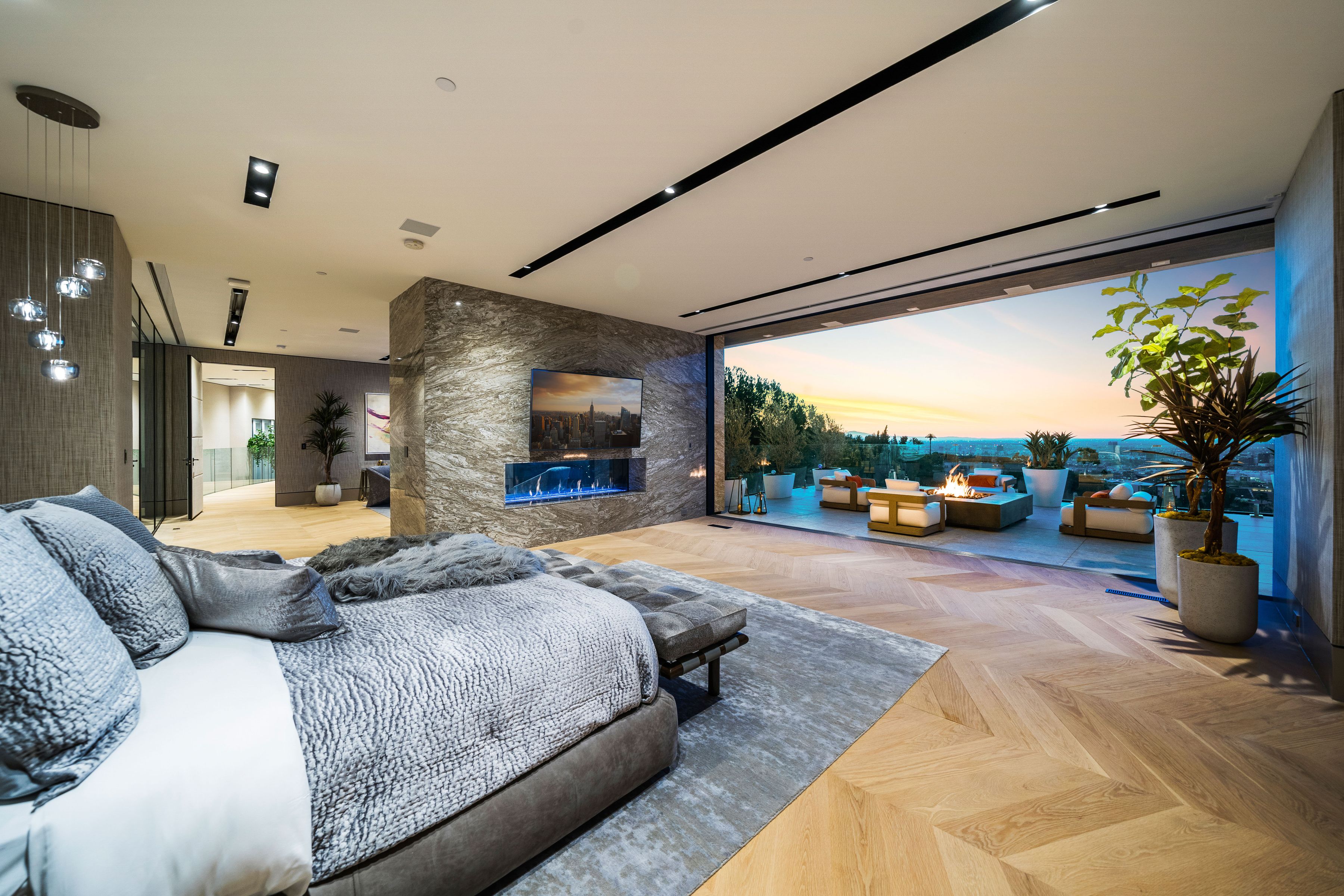  9330 Flicker Way - 物件實景