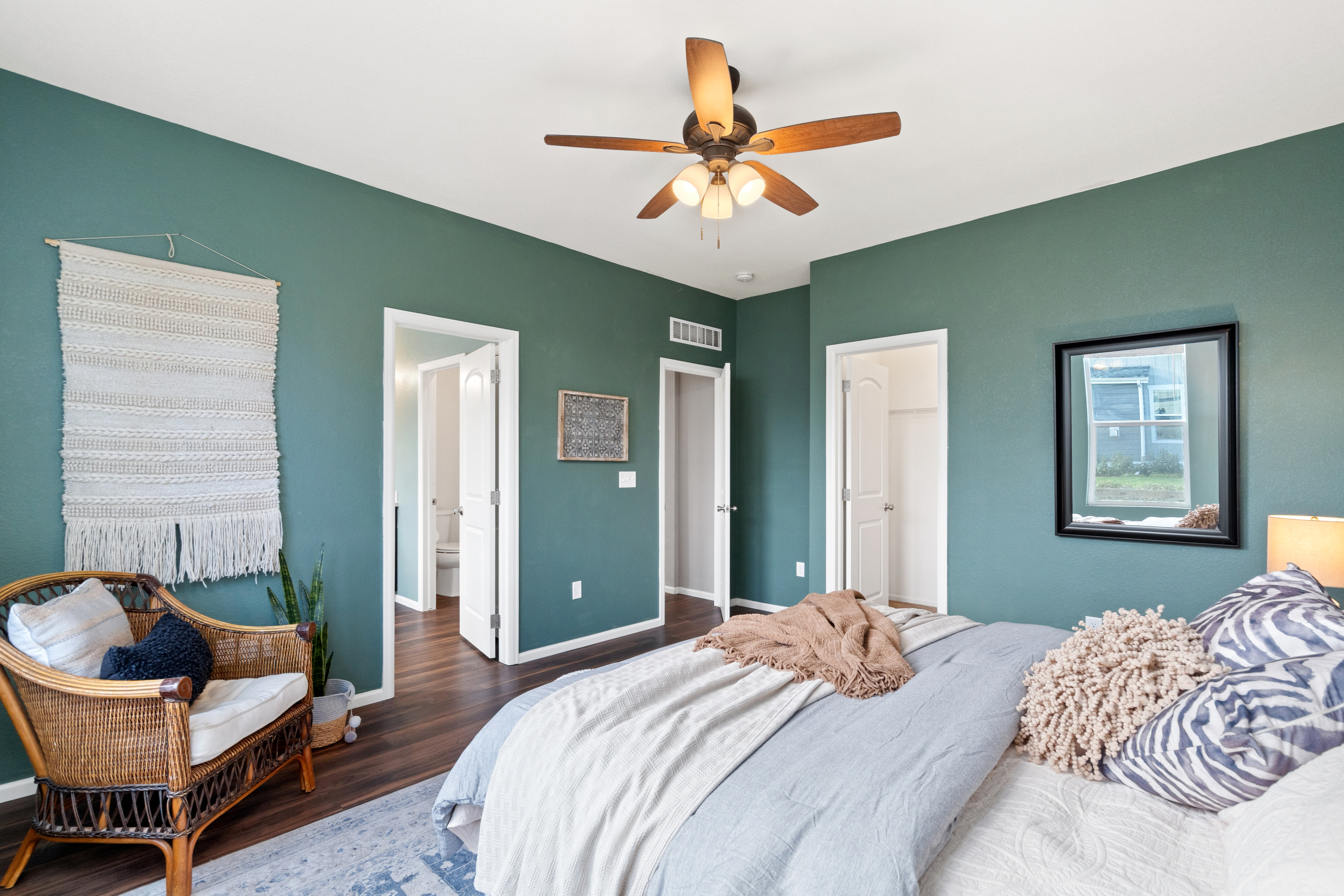  So Much to Love in This 2020-Built Loveland Ranch - 物件實景