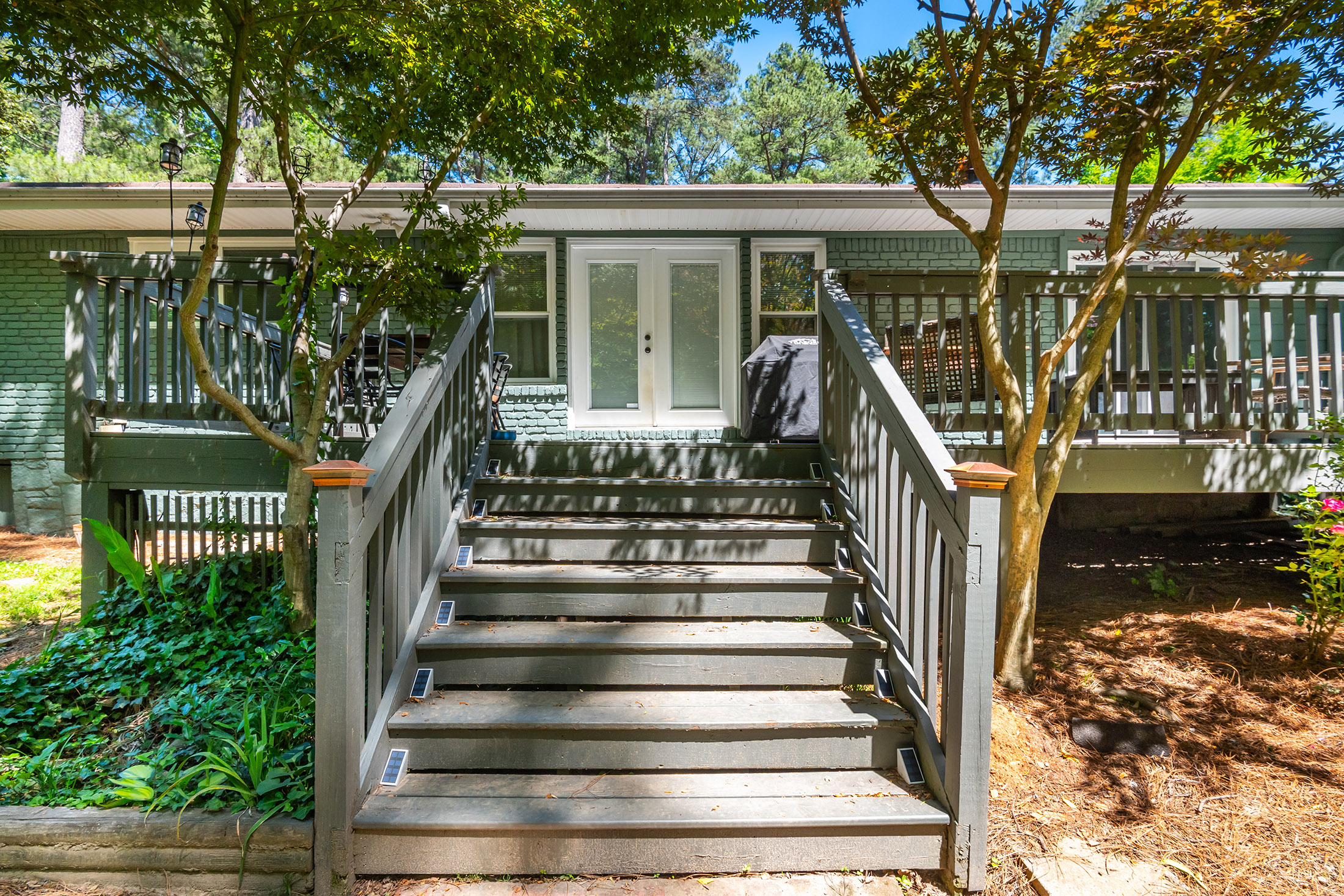  Classic Brick Ranch in Sought-After Wakefield Forest - 物件實景