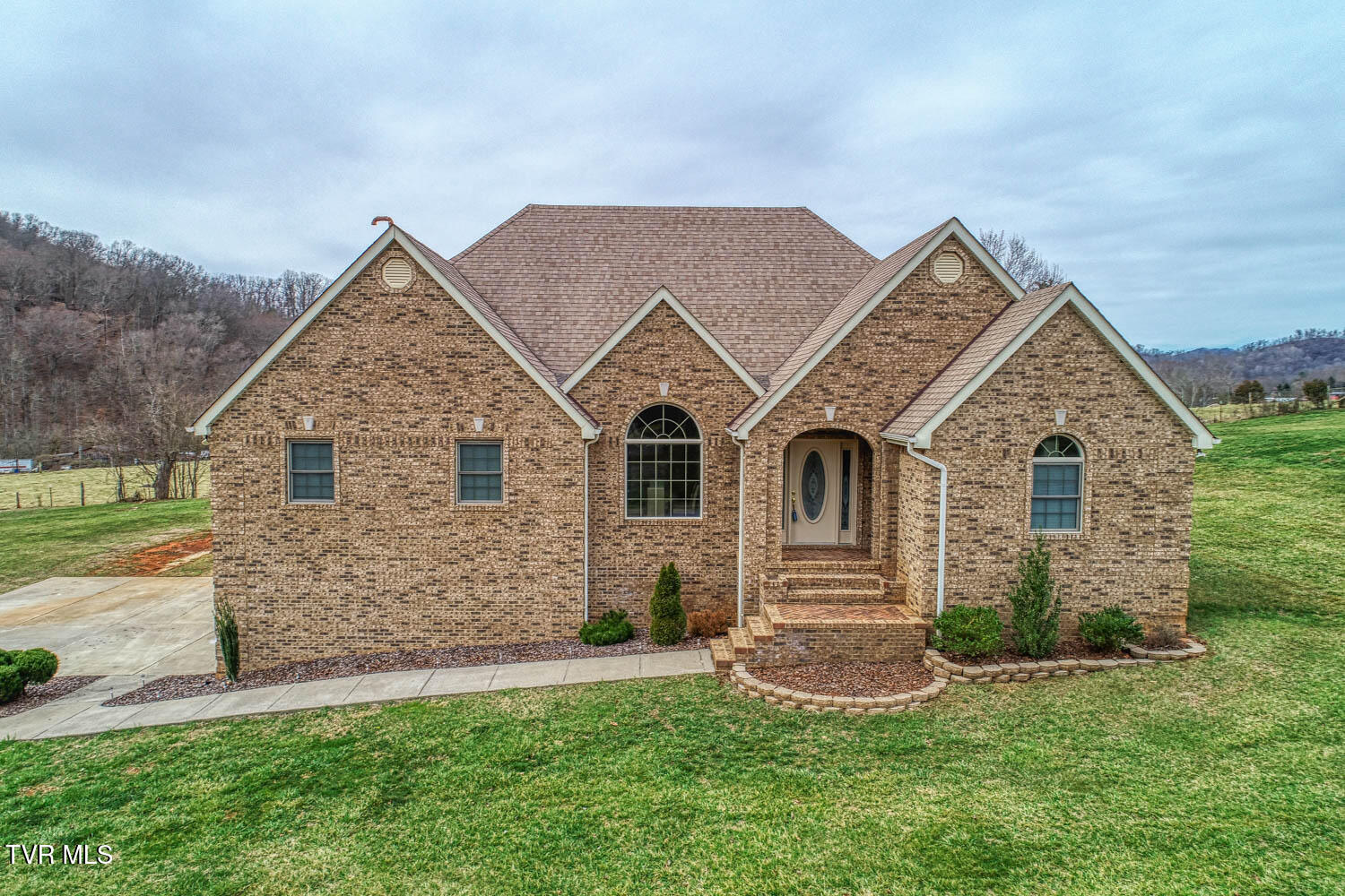 Rogersville, Tennessee, 37857, United States, 4 Bedrooms Bedrooms, ,4 BathroomsBathrooms,Residential,For Sale,2042868