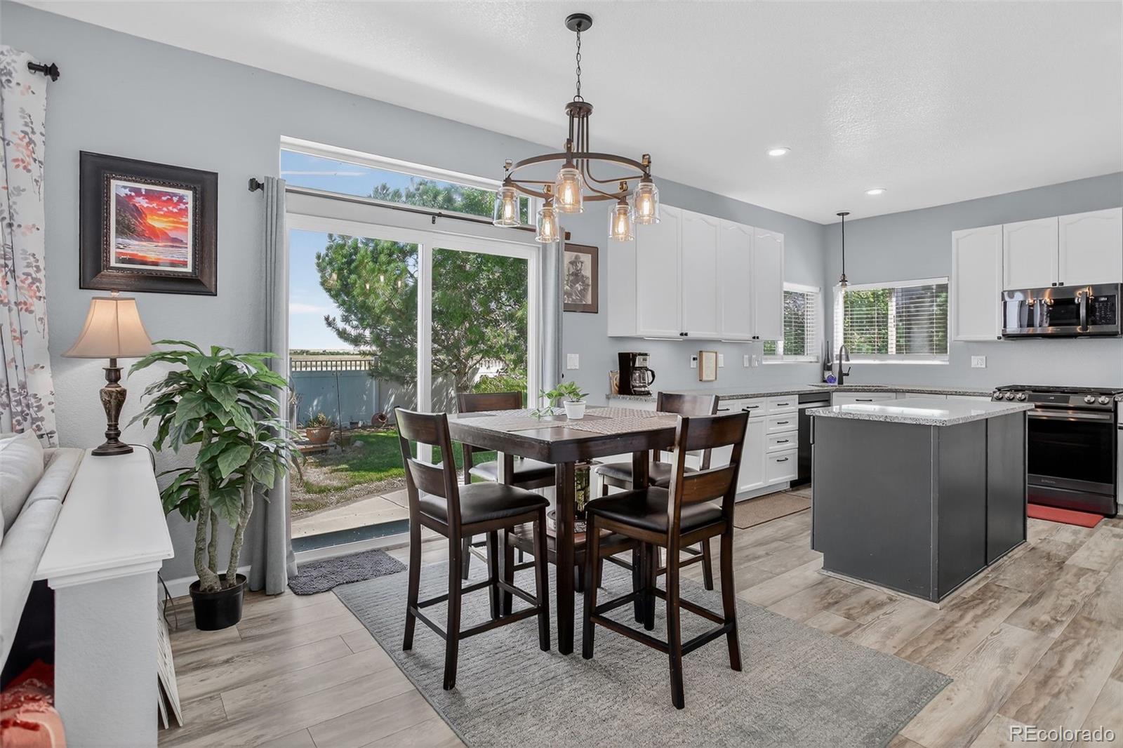 Aurora, Colorado, 80018, United States, 3 Bedrooms Bedrooms, ,3 BathroomsBathrooms,Residential,For Sale,1913333