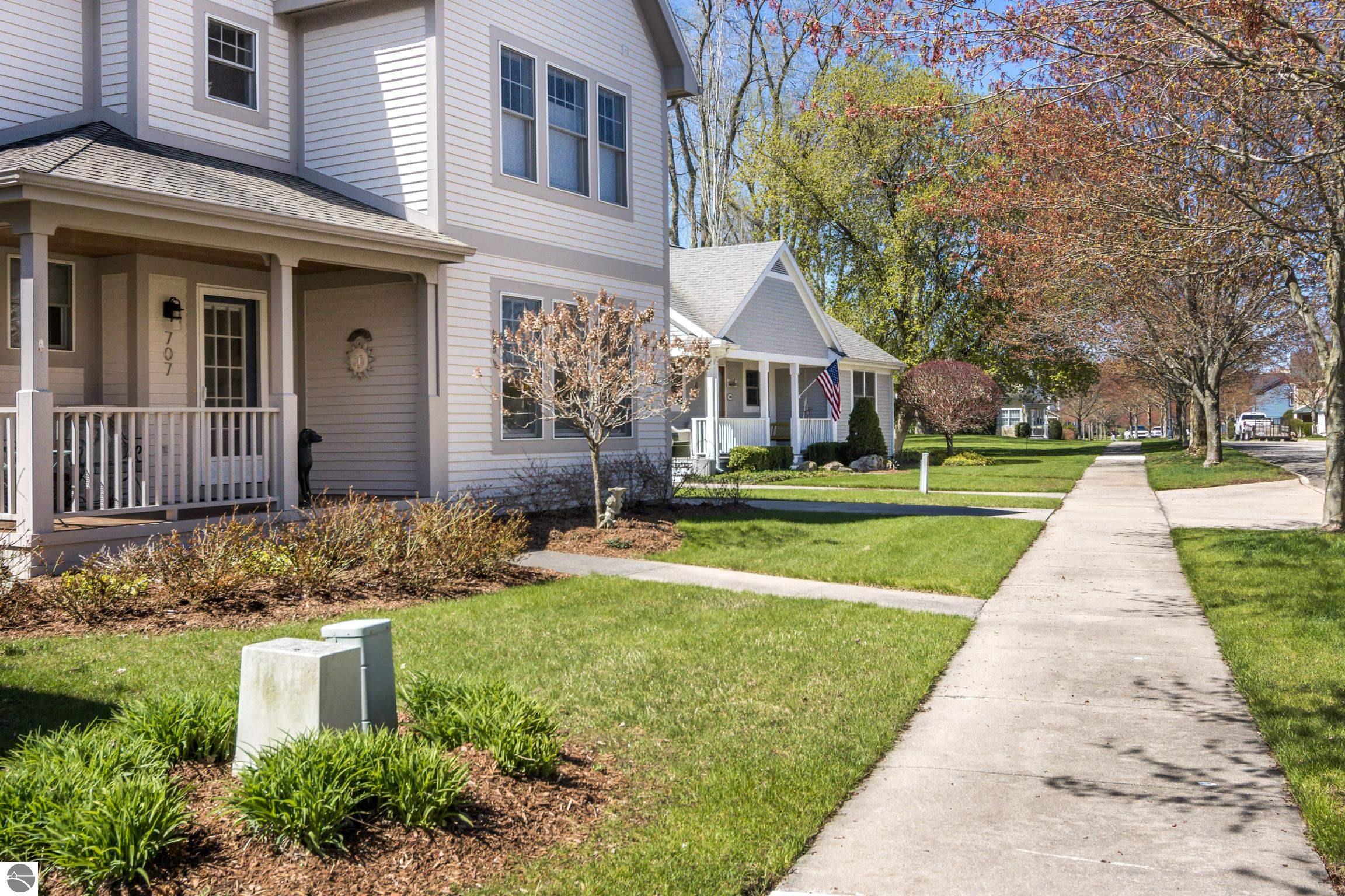 Boyne City, Michigan, 49712, United States, 3 Bedrooms Bedrooms, ,3 BathroomsBathrooms,Residential,For Sale,2034375