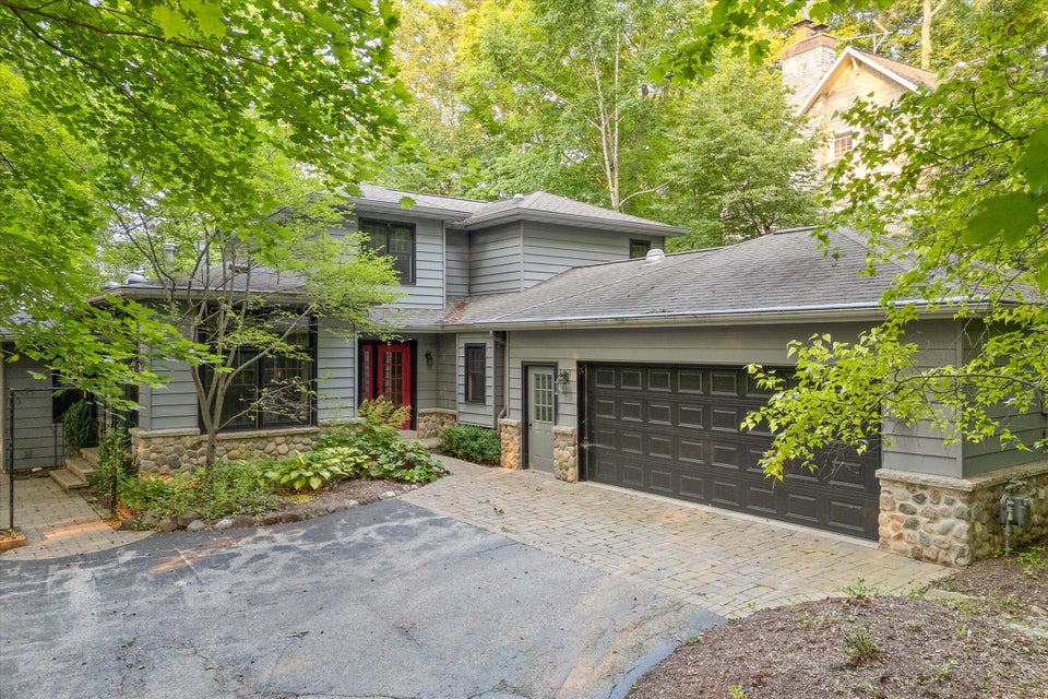 Rhine, Wisconsin, 53020, United States, 3 Bedrooms Bedrooms, ,4 BathroomsBathrooms,Residential,For Sale,1982629