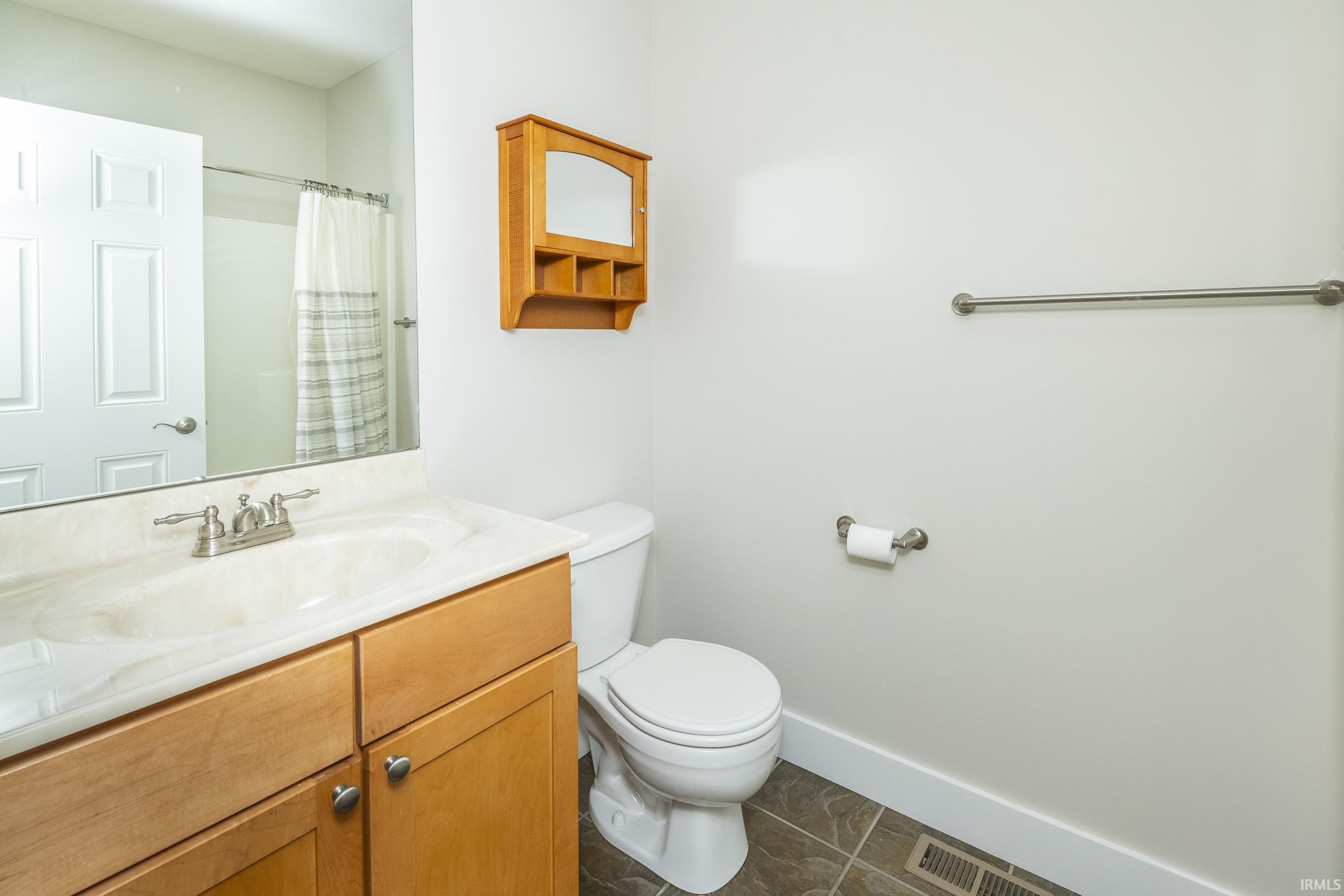 Bloomington, Indiana, 47401, United States, 4 Bedrooms Bedrooms, ,4 BathroomsBathrooms,Residential,For Sale,1977226