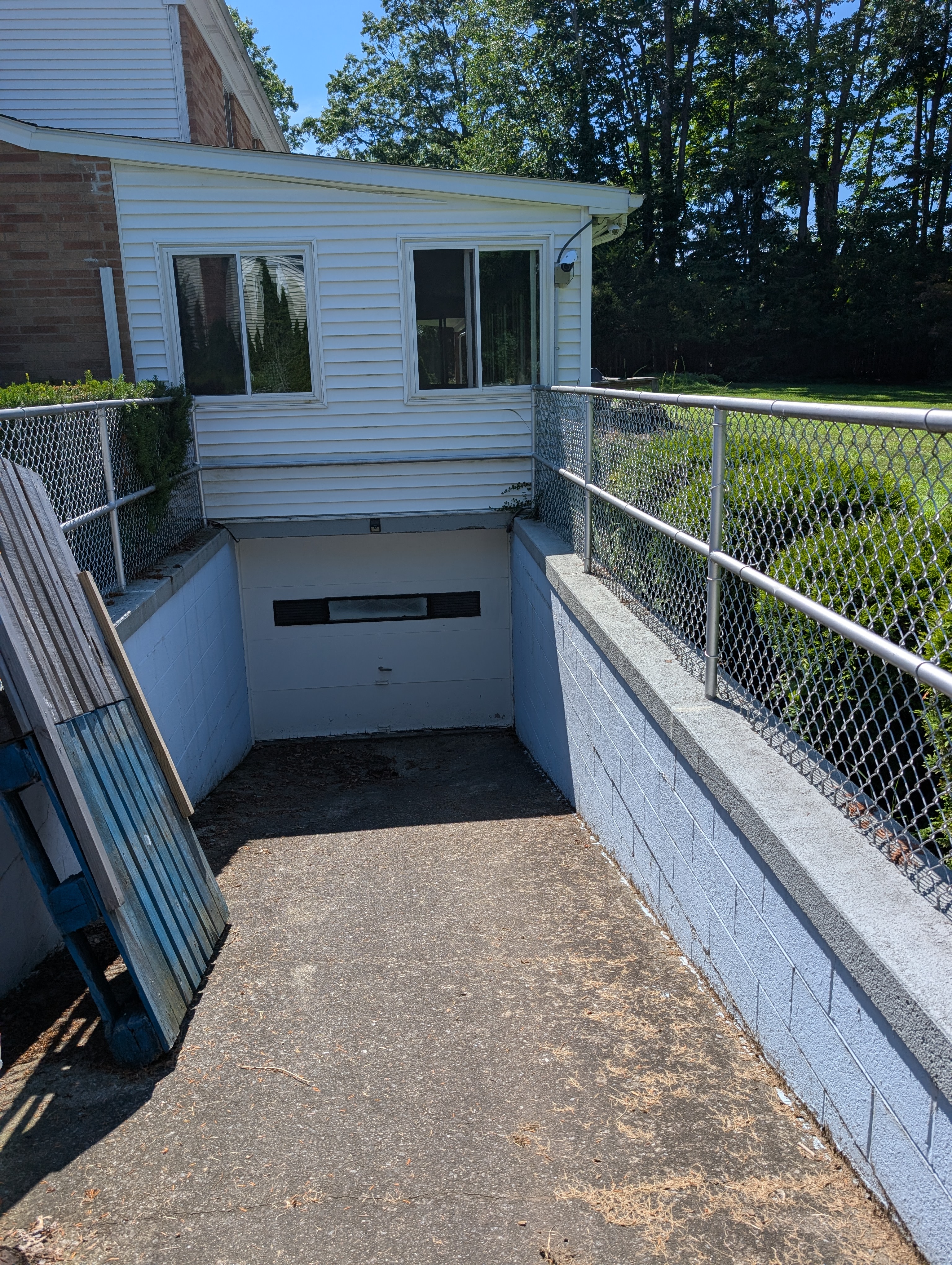 Westlake, Ohio, 44145, United States, 5 Bedrooms Bedrooms, ,3 BathroomsBathrooms,Residential,For Sale,1975327