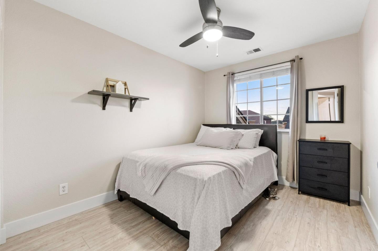 Gilroy, California, 95020, United States, 4 Bedrooms Bedrooms, ,3 BathroomsBathrooms,Residential,For Sale,1986301