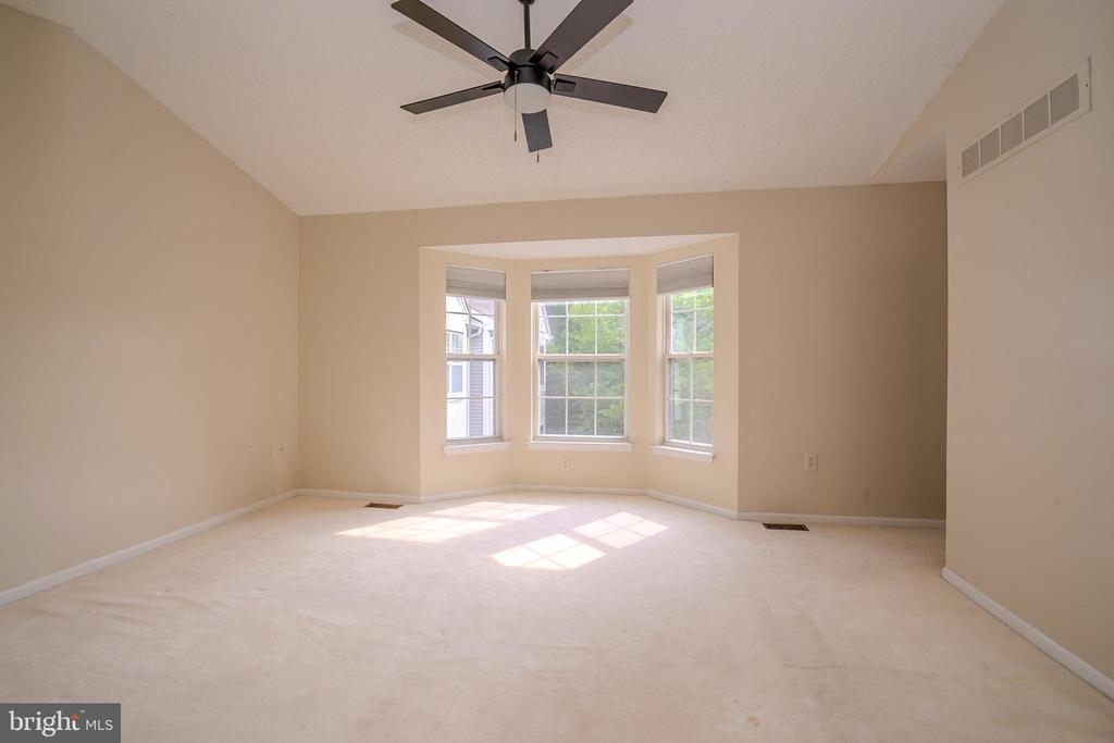 Princeton, New Jersey, 08540, United States, 4 Bedrooms Bedrooms, ,4 BathroomsBathrooms,Residential,For Sale,1938433