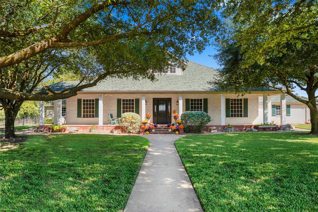 Midlothian, Texas, 76065, United States, 5 Bedrooms Bedrooms, ,4 BathroomsBathrooms,Residential,For Sale,1977052