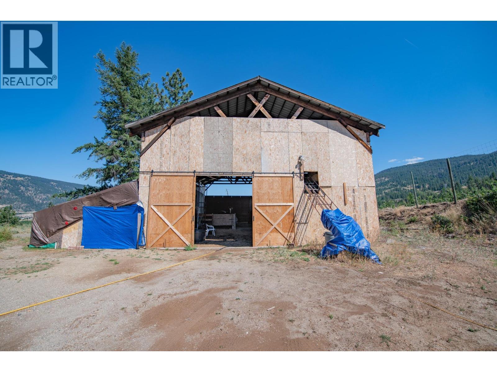 OYAMA, British Columbia, V4V 2C5, CA, 4 Bedrooms Bedrooms, ,2 BathroomsBathrooms,Residential,For Sale,1918800