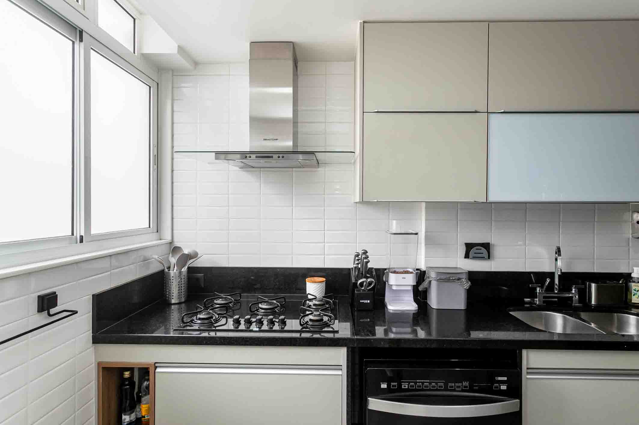  Renovated Apartment One Block from the Beach in Leblon - 物件實景