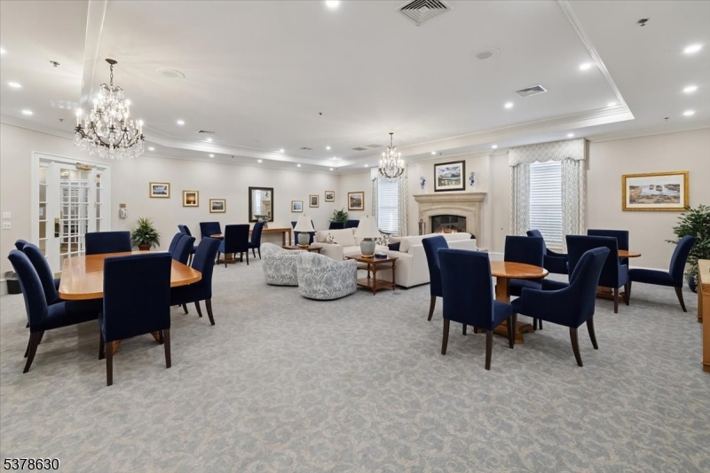 Franklin Twp., New Jersey, 08873, United States, 2 Bedrooms Bedrooms, ,3 BathroomsBathrooms,Residential,For Sale,1940389