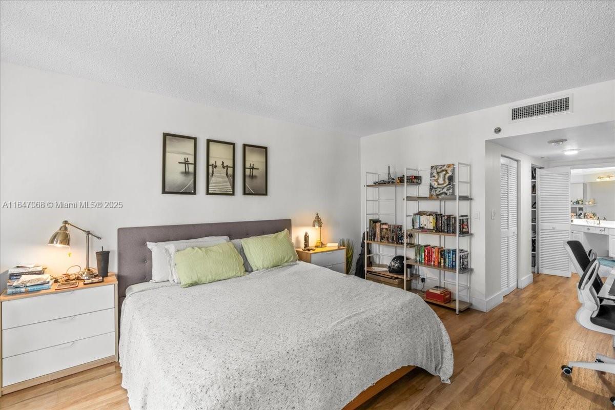 3598 Yacht Club Dr Unit 302, Aventura, Florida, 33180, United States, 3 Bedrooms Bedrooms, ,2 BathroomsBathrooms,Residential,For Sale,3598 Yacht Club Dr Unit 302,1622452