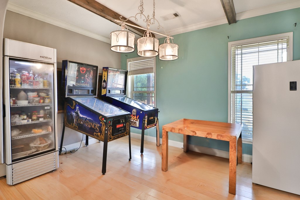 Lexington, Texas, 78947, United States, 4 Bedrooms Bedrooms, ,3 BathroomsBathrooms,Residential,For Sale,2002200