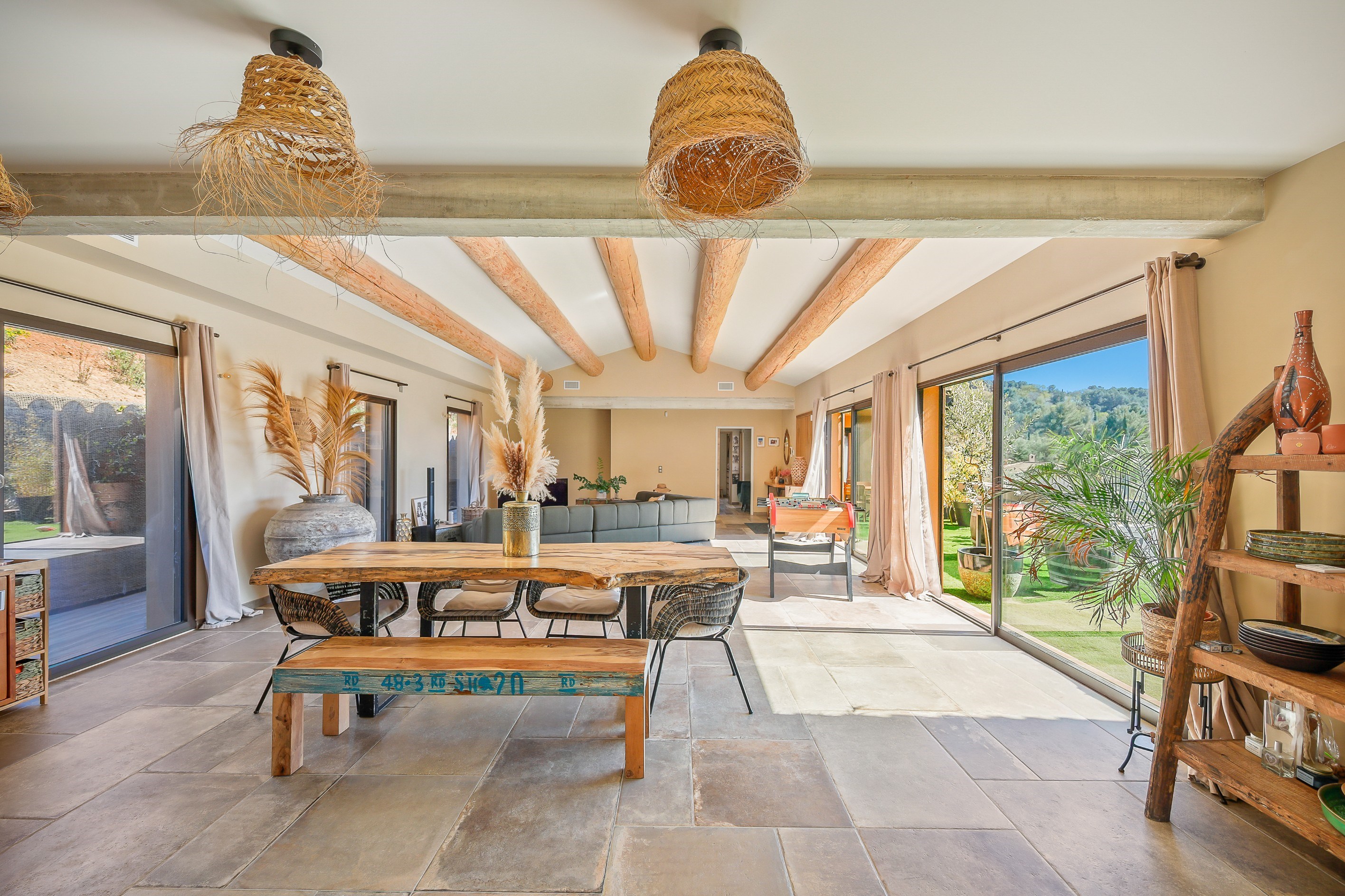  Le Castellet – Recent Contemporary Villa with Panoramic Views - 物件實景