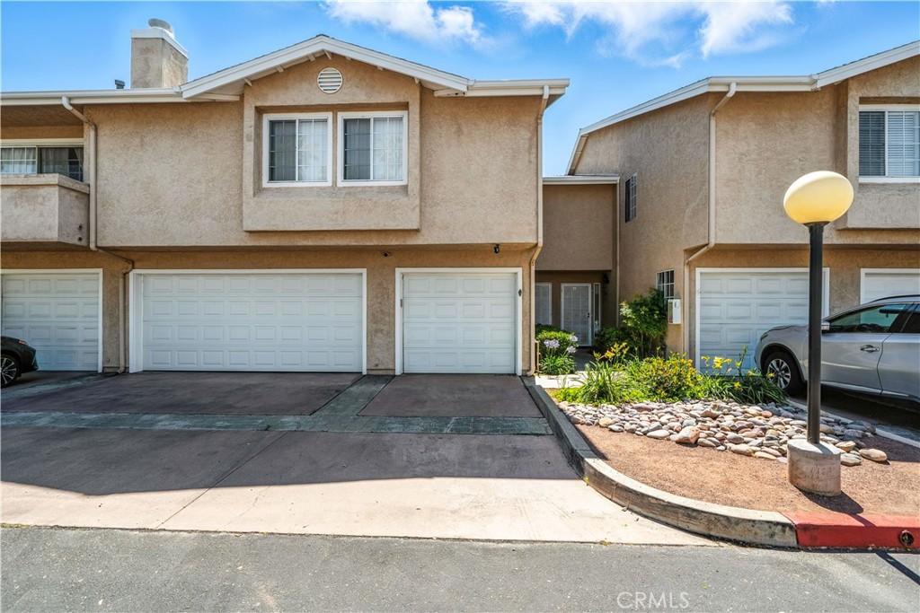 El Cajon, California, 92019, United States, 2 Bedrooms Bedrooms, ,3 BathroomsBathrooms,Residential,For Sale,1921774