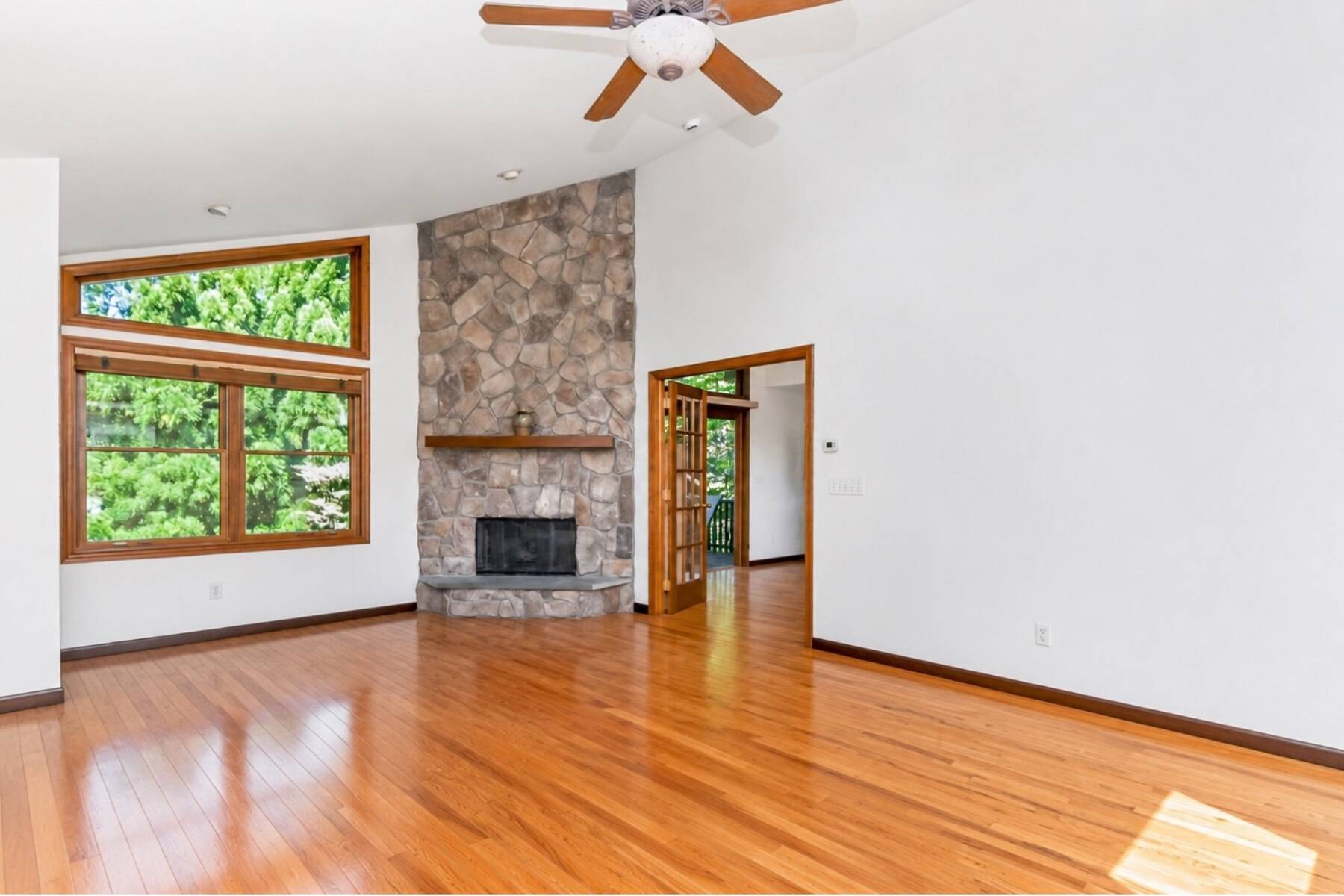  Light-Filled Contemporary in Clearwater - 物件實景