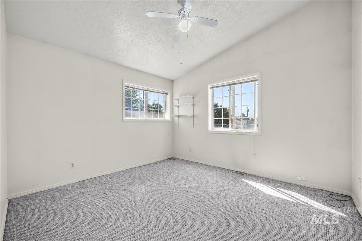 Caldwell, Idaho, 83605, United States, 4 Bedrooms Bedrooms, ,3 BathroomsBathrooms,Residential,For Sale,1938152