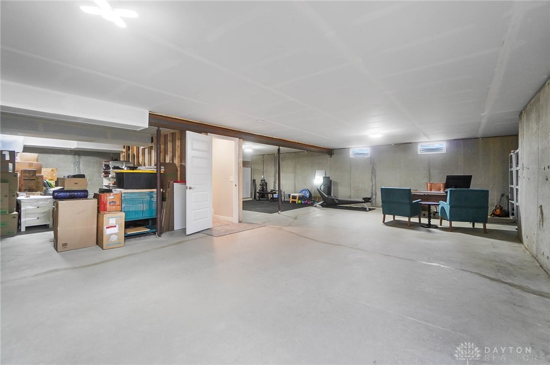 Yellow Springs Vlg, Ohio, 45387, United States, 3 Bedrooms Bedrooms, ,2 BathroomsBathrooms,Residential,For Sale,1906404