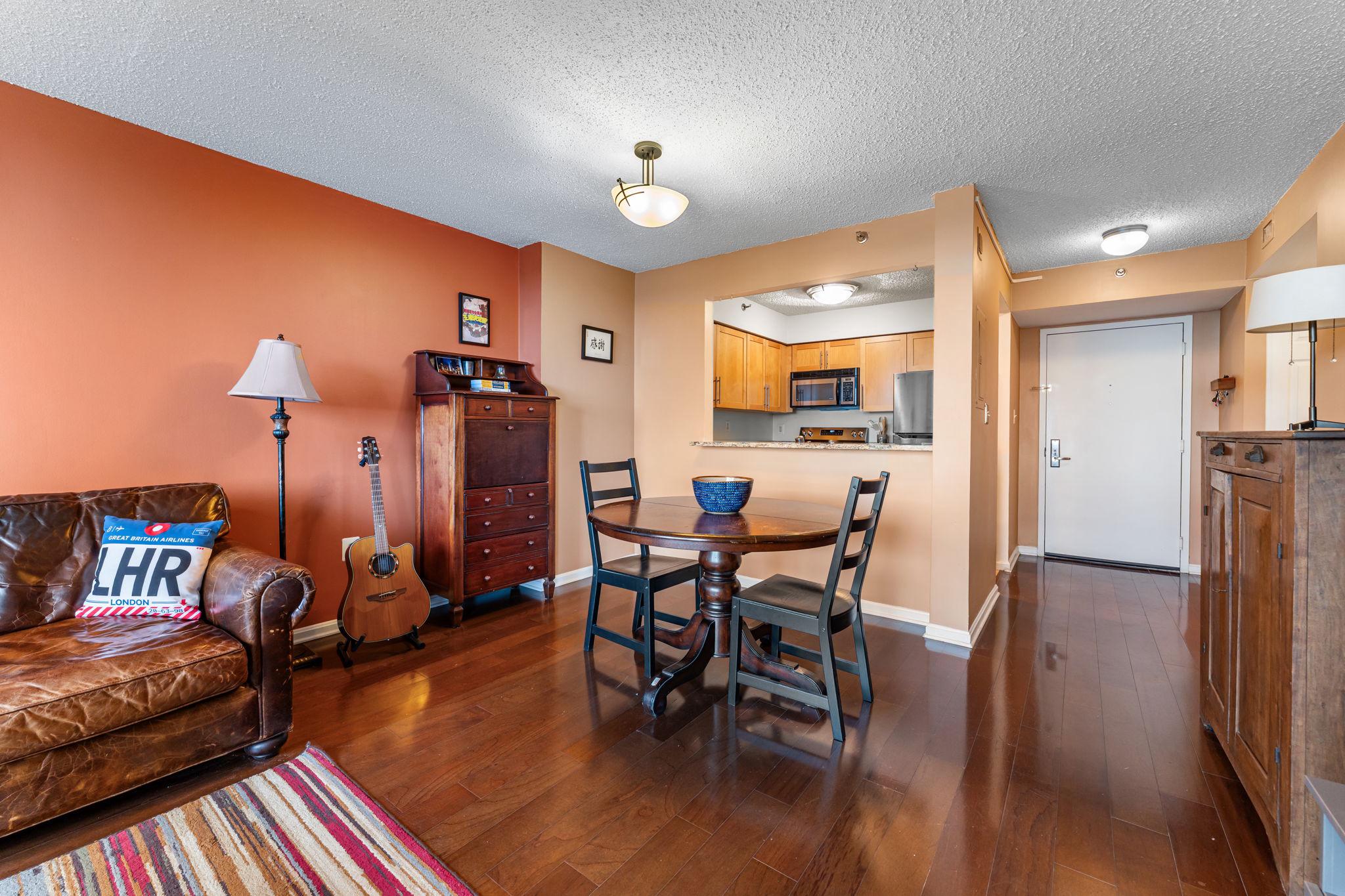  10101 Grosvenor Place, Rockville, MD, 20852 - 物件實景