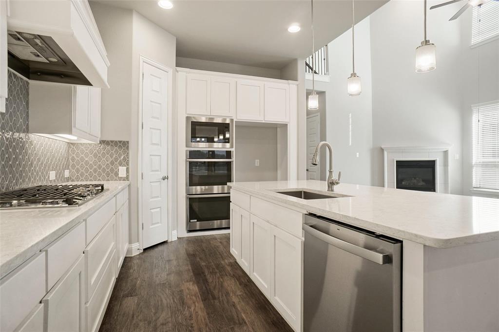 Irving, Texas, 75038, United States, 4 Bedrooms Bedrooms, ,4 BathroomsBathrooms,Residential,For Sale,1980038