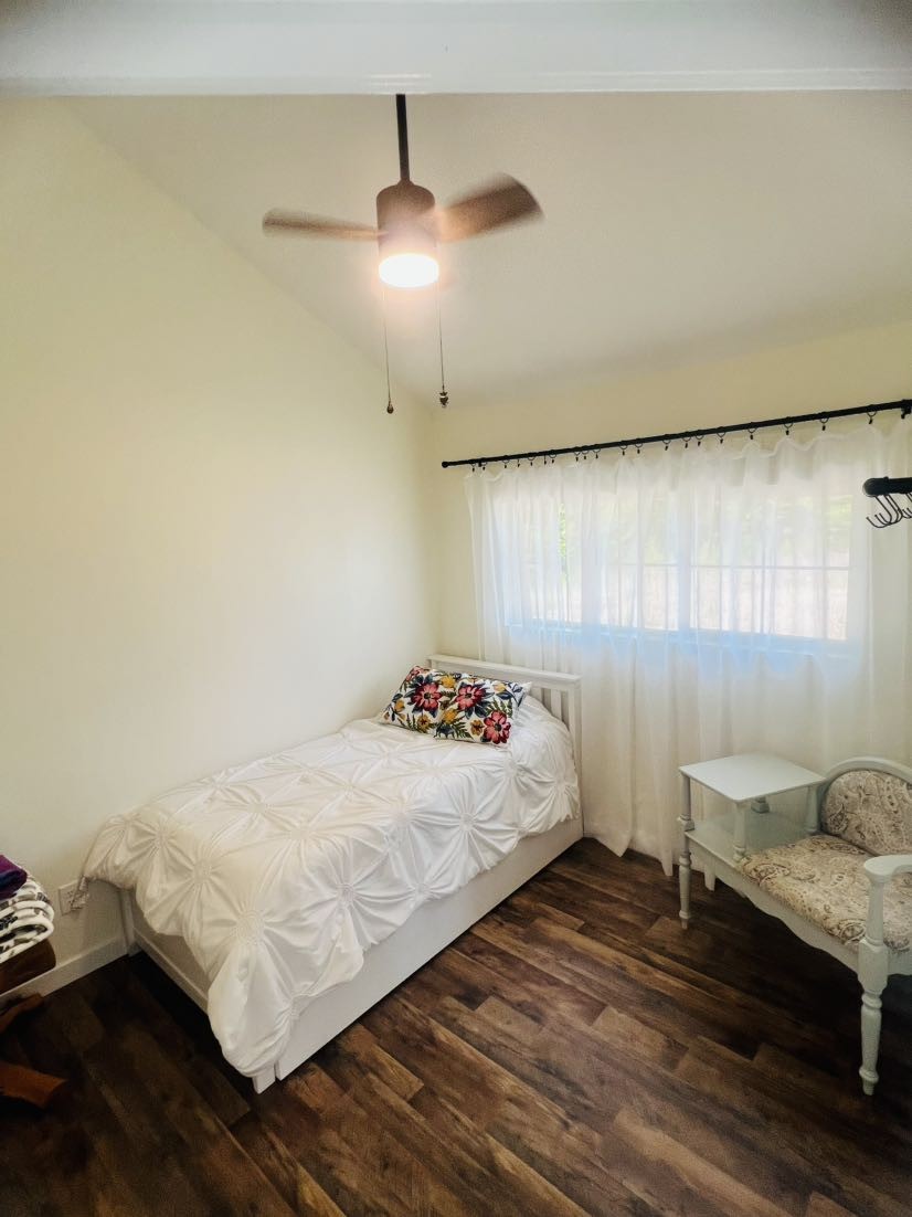 CLARKSVILLE, Arkansas, 72830, United States, 2 Bedrooms Bedrooms, ,1 BathroomBathrooms,Residential,For Sale,1994642