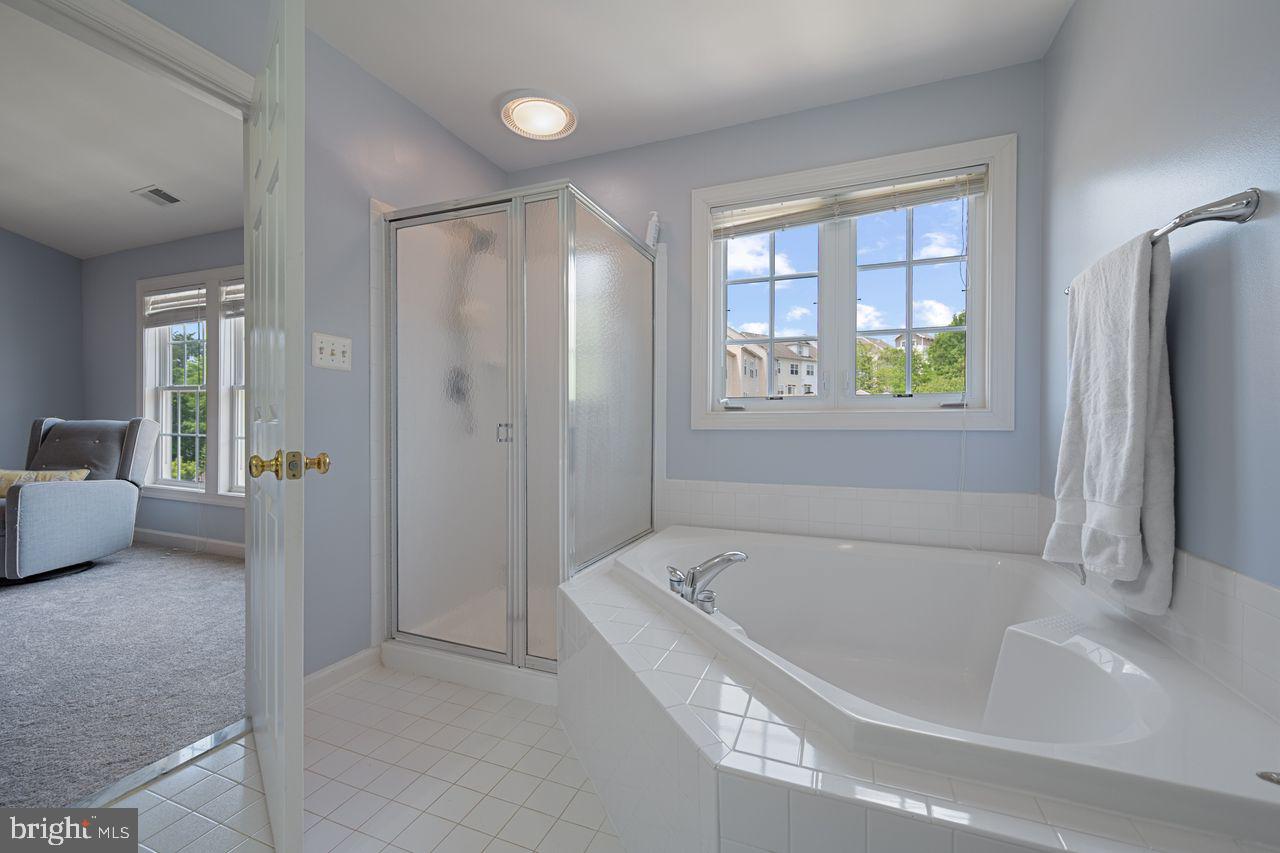 Clarksburg, Maryland, 20871, United States, 3 Bedrooms Bedrooms, ,3 BathroomsBathrooms,Residential,For Sale,1885588