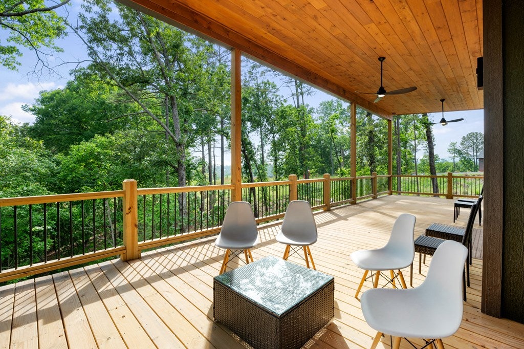 Ellijay, Georgia, 30540, United States, 3 Bedrooms Bedrooms, ,3 BathroomsBathrooms,Residential,For Sale,1840350