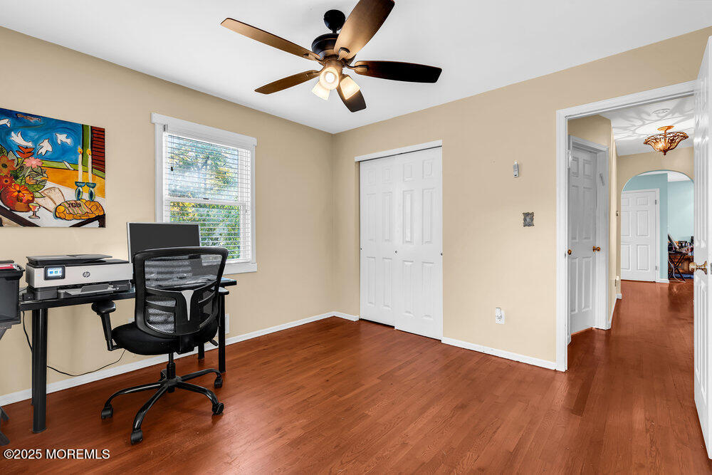 Tinton Falls, New Jersey, 07712, United States, 3 Bedrooms Bedrooms, ,2 BathroomsBathrooms,Residential,For Sale,1987767