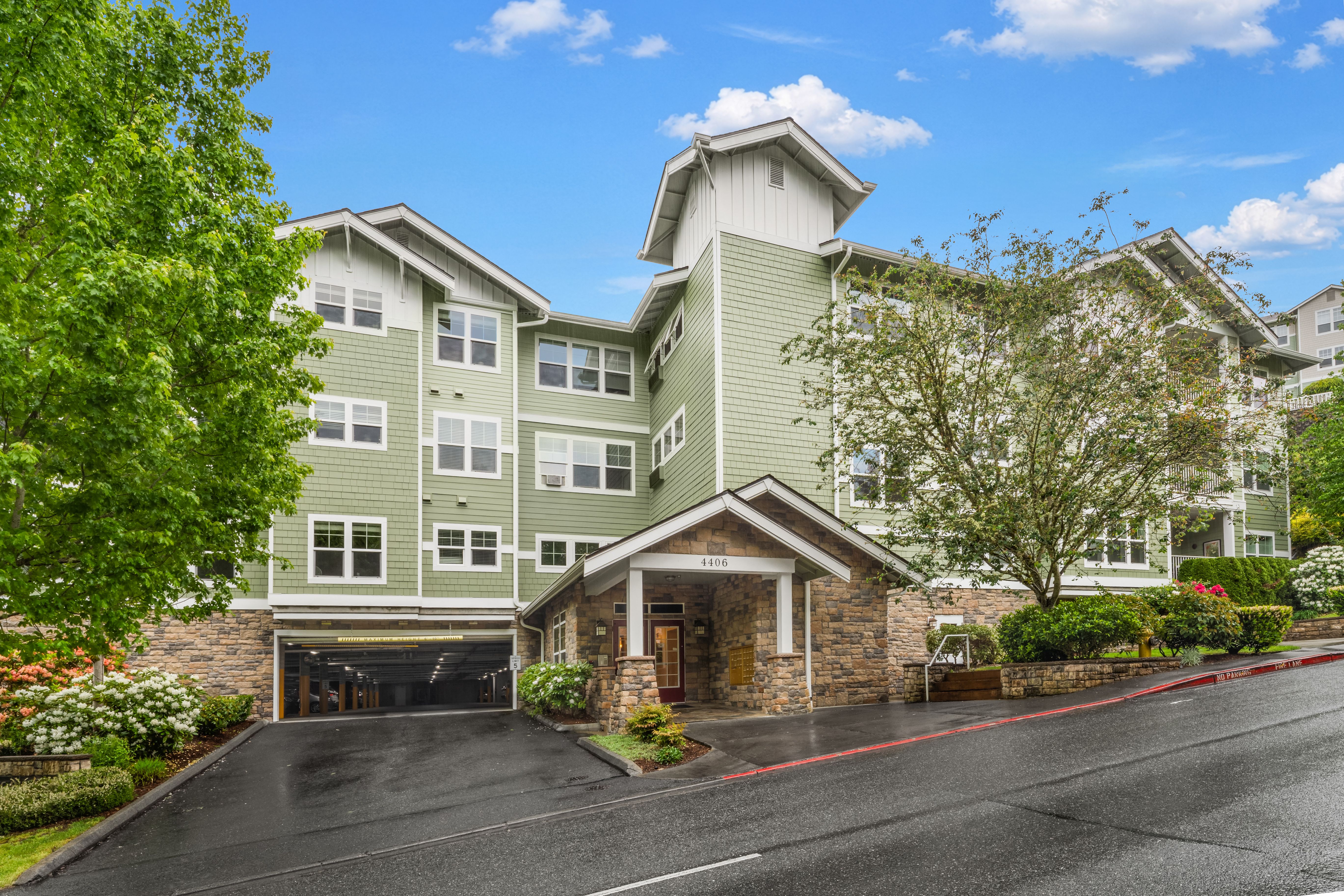  4406 Providence Point Place SE Unit #302, Issaquah, WA 98029 - 物件實景