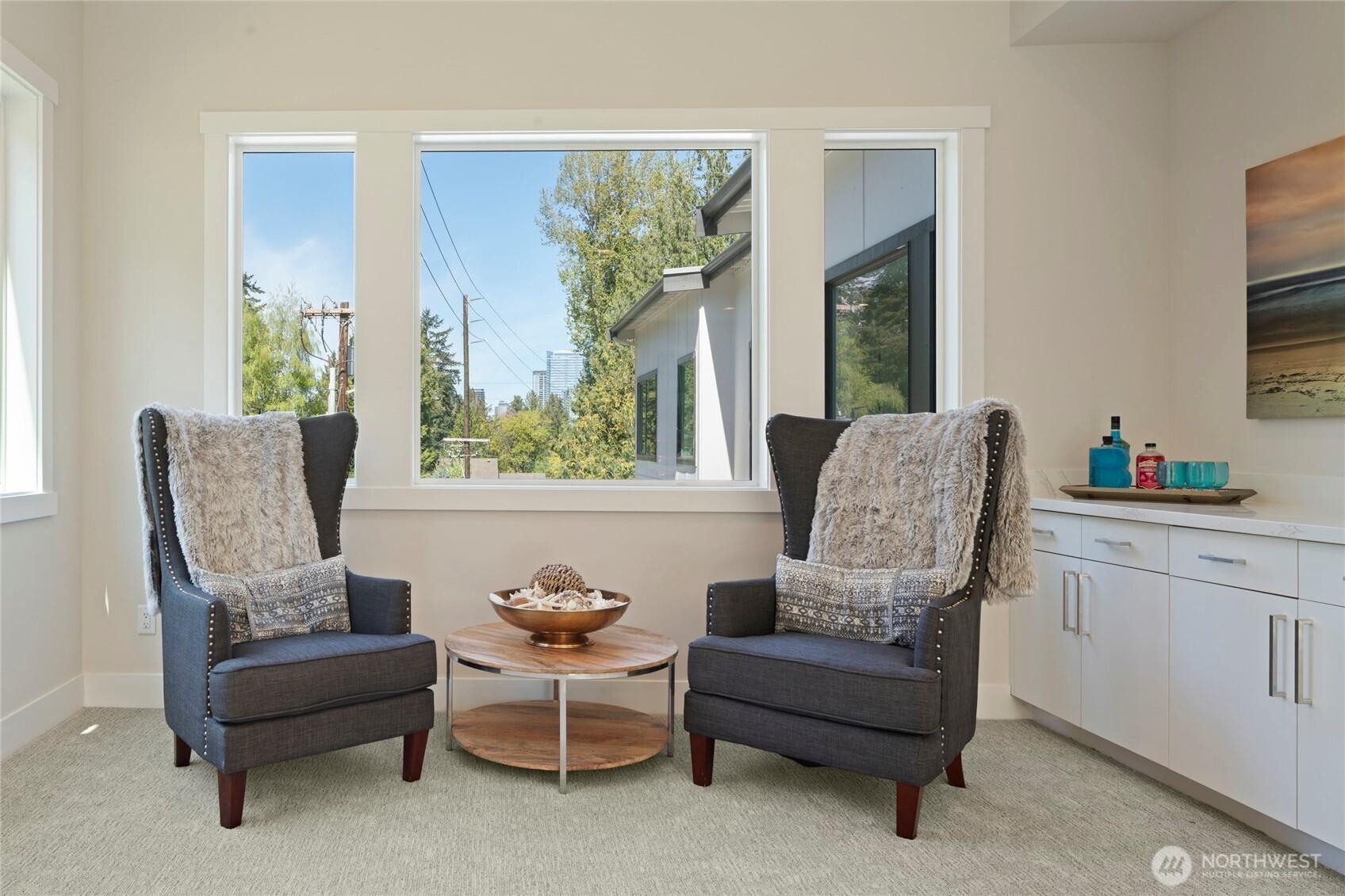 BELLEVUE, Washington, 98004, United States, 5 Bedrooms Bedrooms, ,5 BathroomsBathrooms,Residential,For Sale,1875592