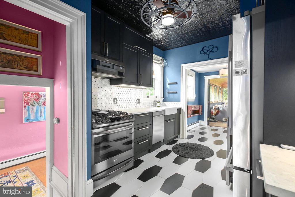 Fredericksburg, Virginia, 22401, United States, 4 Bedrooms Bedrooms, ,2 BathroomsBathrooms,Residential,For Sale,1826966