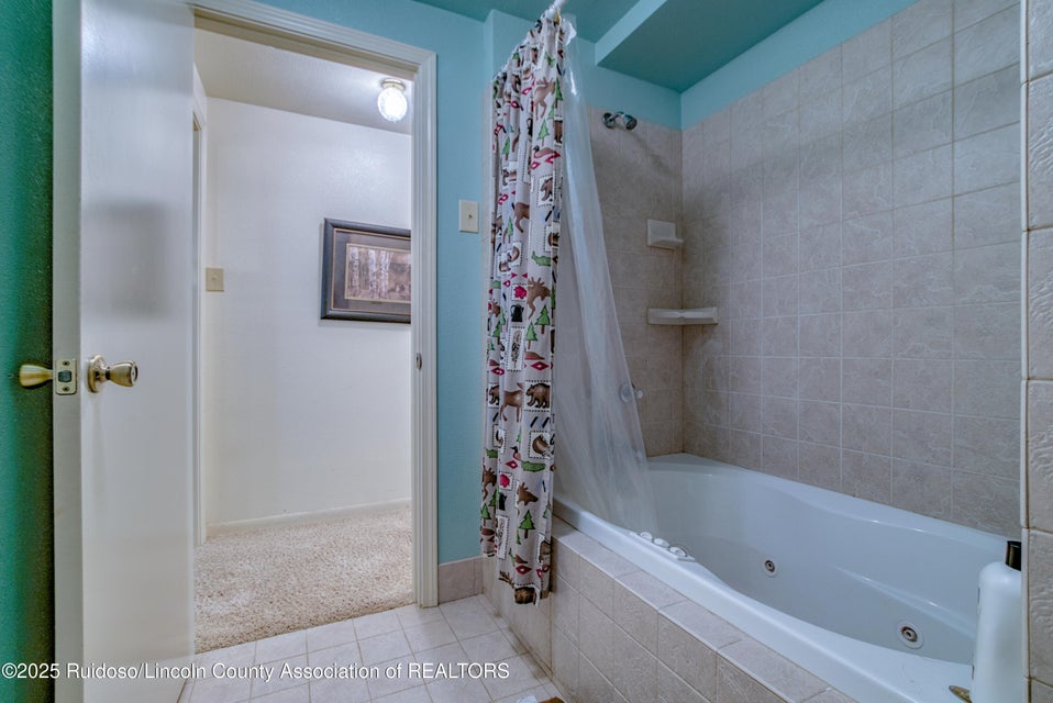 Ruidoso, New Mexico, 88345, United States, 3 Bedrooms Bedrooms, ,3 BathroomsBathrooms,Residential,For Sale,1977803