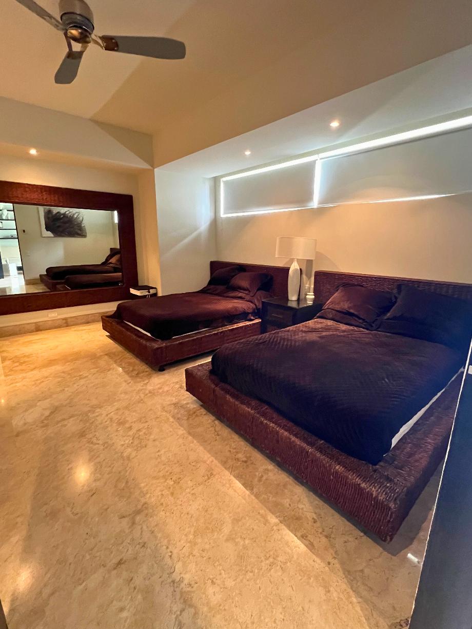 Puerto Vallarta, Jalisco, 48390, Mexico, 3 Bedrooms Bedrooms, ,3 BathroomsBathrooms,Residential,For Sale,1917798