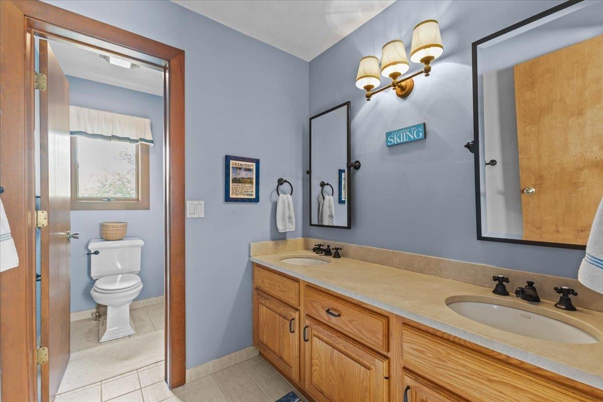 Stowe, Vermont, 05672, United States, 4 Bedrooms Bedrooms, ,3 BathroomsBathrooms,Residential,For Sale,1867745